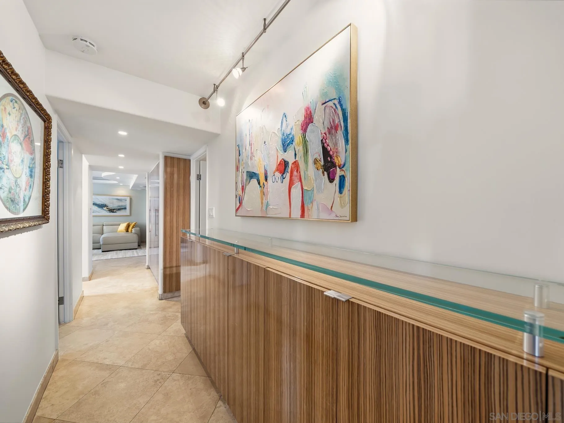 https://cdn.realtyfeed.com/cdn/127/260016882/a8cc06d8dd812c322260ca1f37608e99.webp
