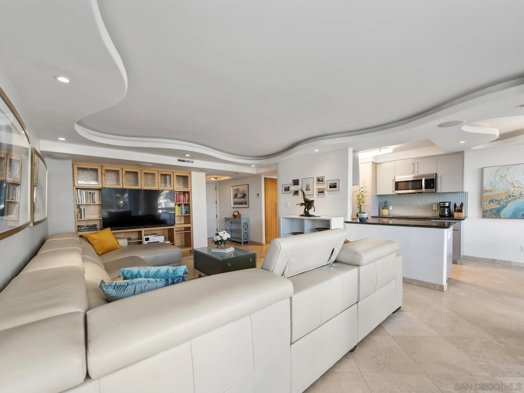 https://cdn.realtyfeed.com/cdn/127/260016882/aa70a4d23e64f67ffd185a00f85fbf34.webp