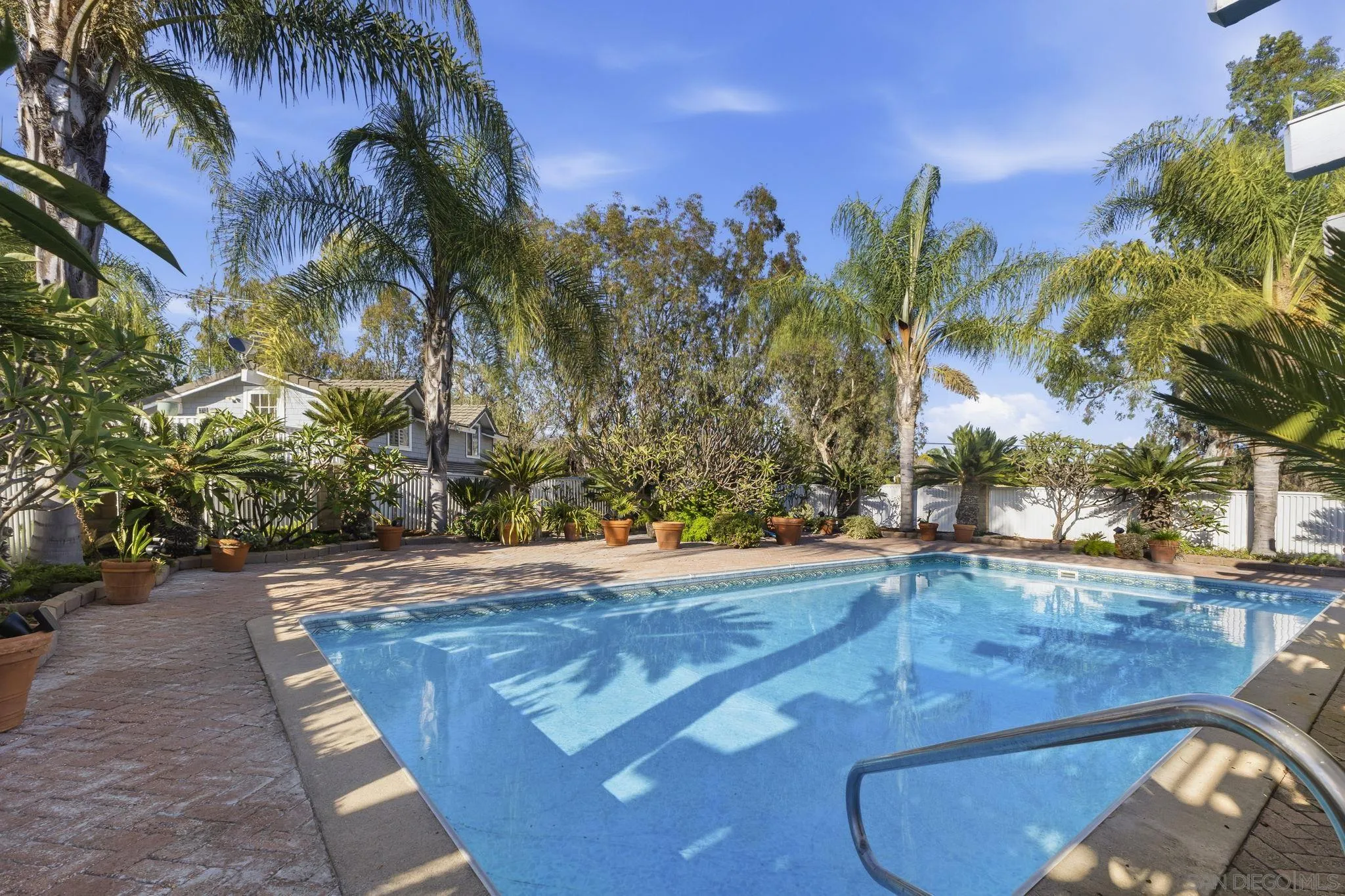 https://cdn.realtyfeed.com/cdn/127/260016884/044797cb6c08d2b9b369c6334b84af6d.webp
