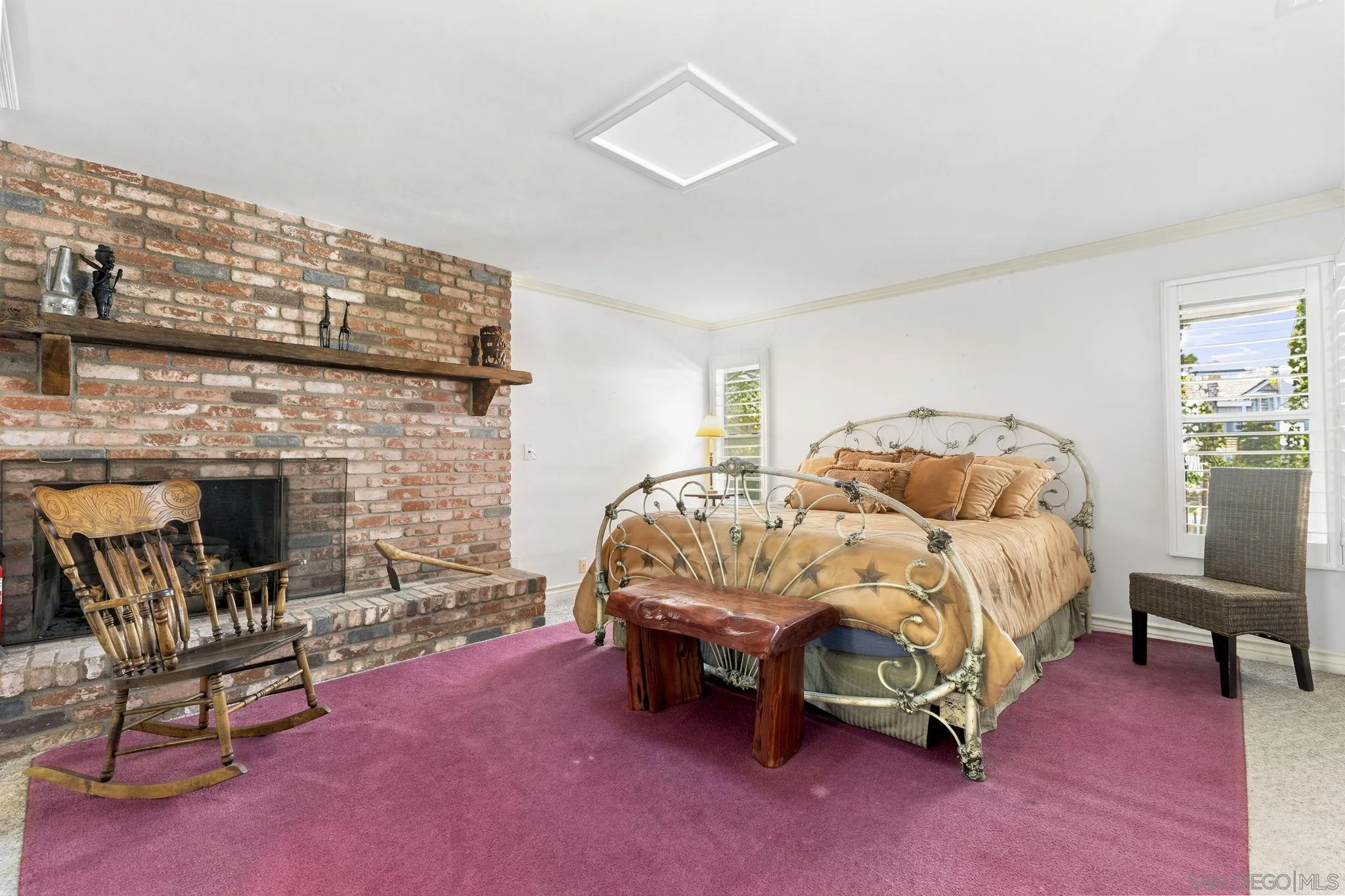 https://cdn.realtyfeed.com/cdn/127/260016884/0c3c90cb2bfa969ba761cabb2c4bc546.webp