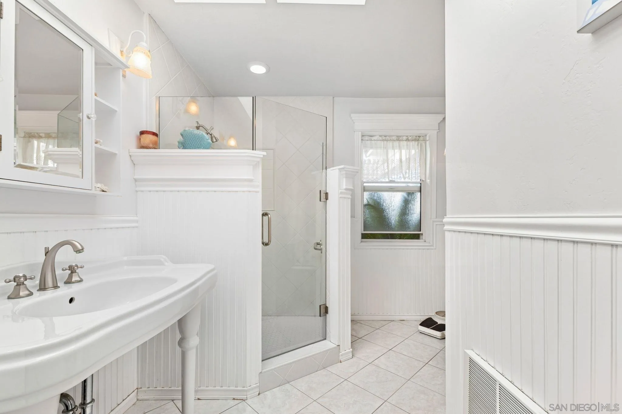 https://cdn.realtyfeed.com/cdn/127/260016884/1303dc03b4421b1dc5b5812ac0d8c650.webp
