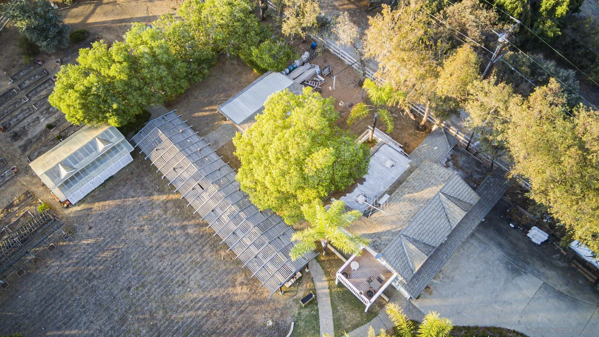 https://cdn.realtyfeed.com/cdn/127/260016884/6ca9671003327e604f01c7a0fa0da03d.webp