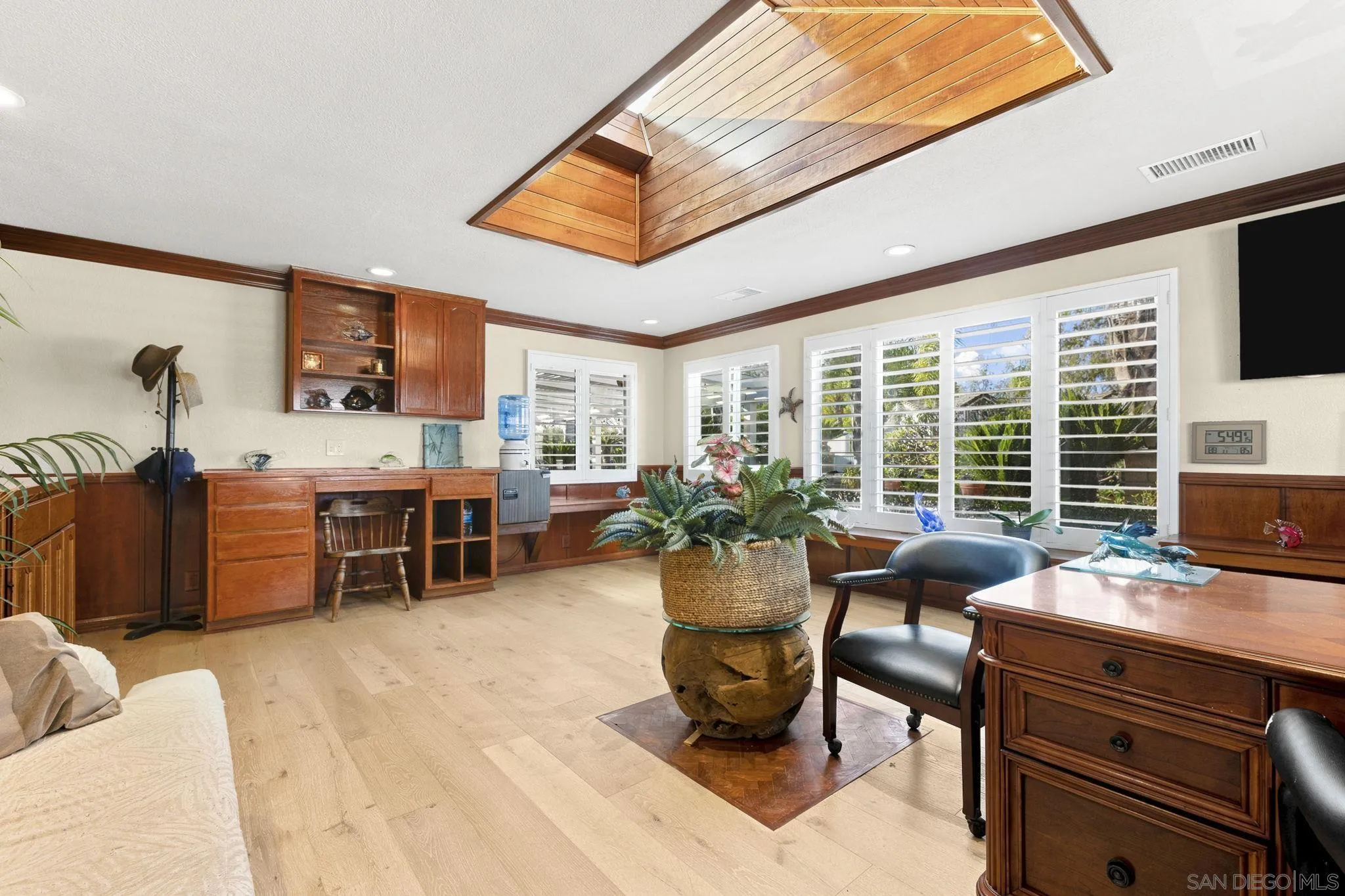 https://cdn.realtyfeed.com/cdn/127/260016884/763e2ef0f0007b3246e10a25ceea3b94.webp