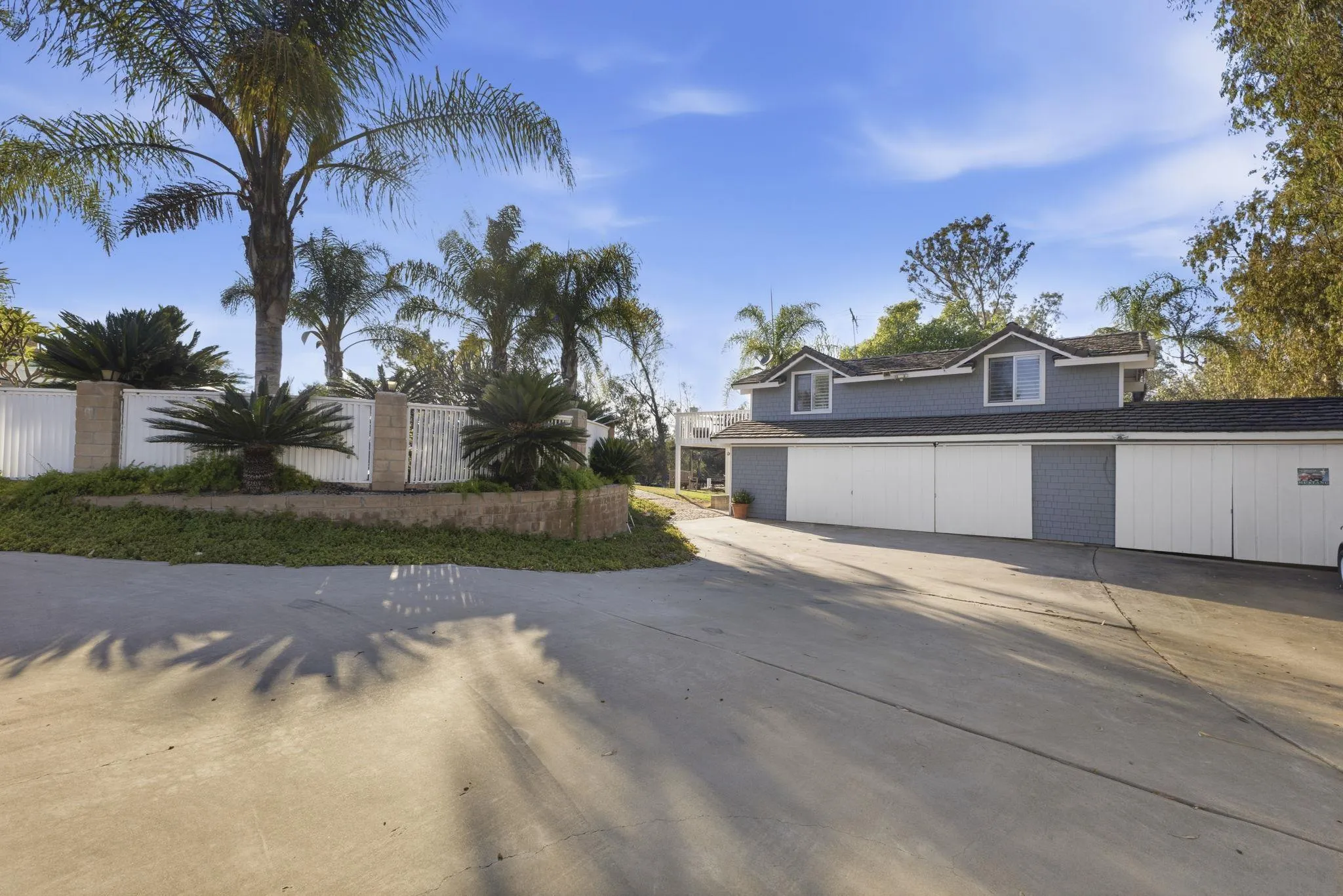 https://cdn.realtyfeed.com/cdn/127/260016884/7ed1a572ad92ca77fda3c8370989a3c7.webp