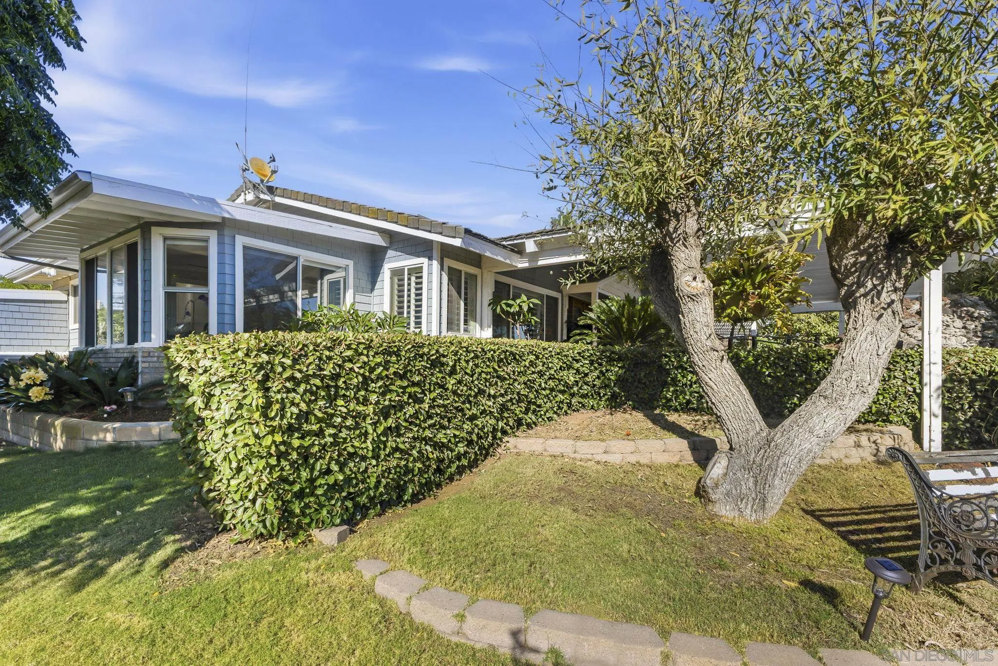 https://cdn.realtyfeed.com/cdn/127/260016884/907725b04c4d49630e2563f911837899.webp