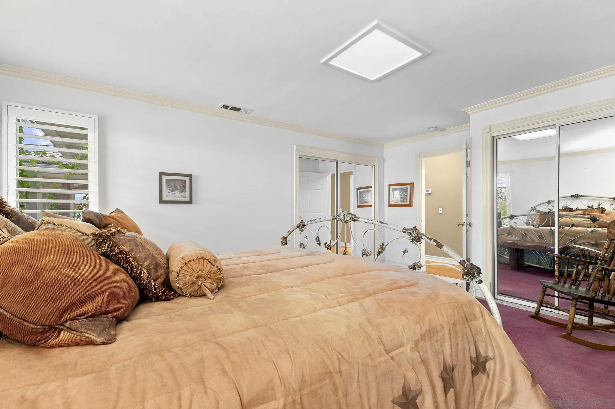 https://cdn.realtyfeed.com/cdn/127/260016884/b40ceb420e220c8d08afb368043f12fe.webp