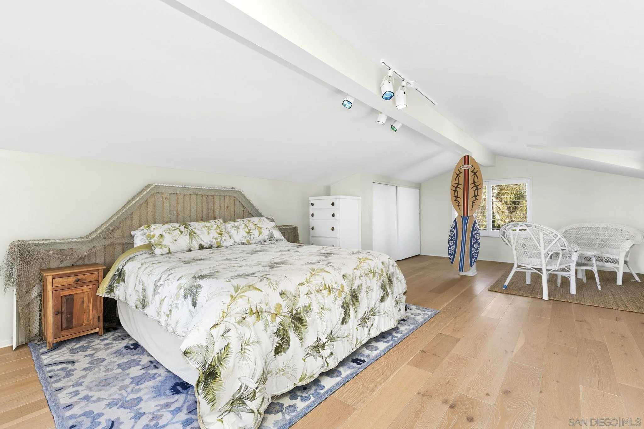 https://cdn.realtyfeed.com/cdn/127/260016884/d8ab49b9e8a175112e63499791208c8a.webp