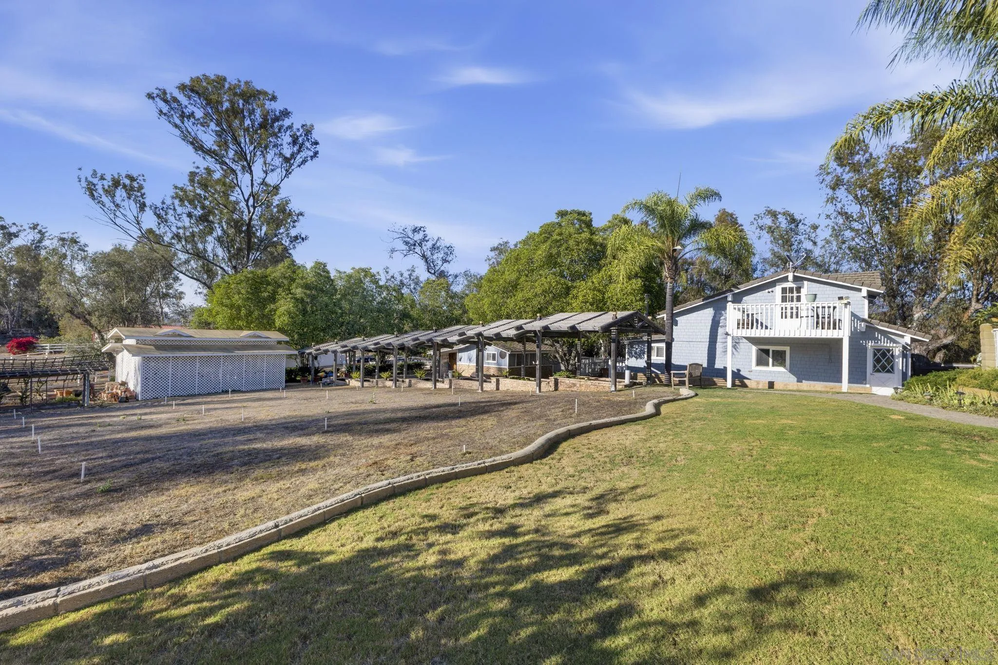https://cdn.realtyfeed.com/cdn/127/260016884/f484c327eab2a6753e2c4c42839d8d7d.webp