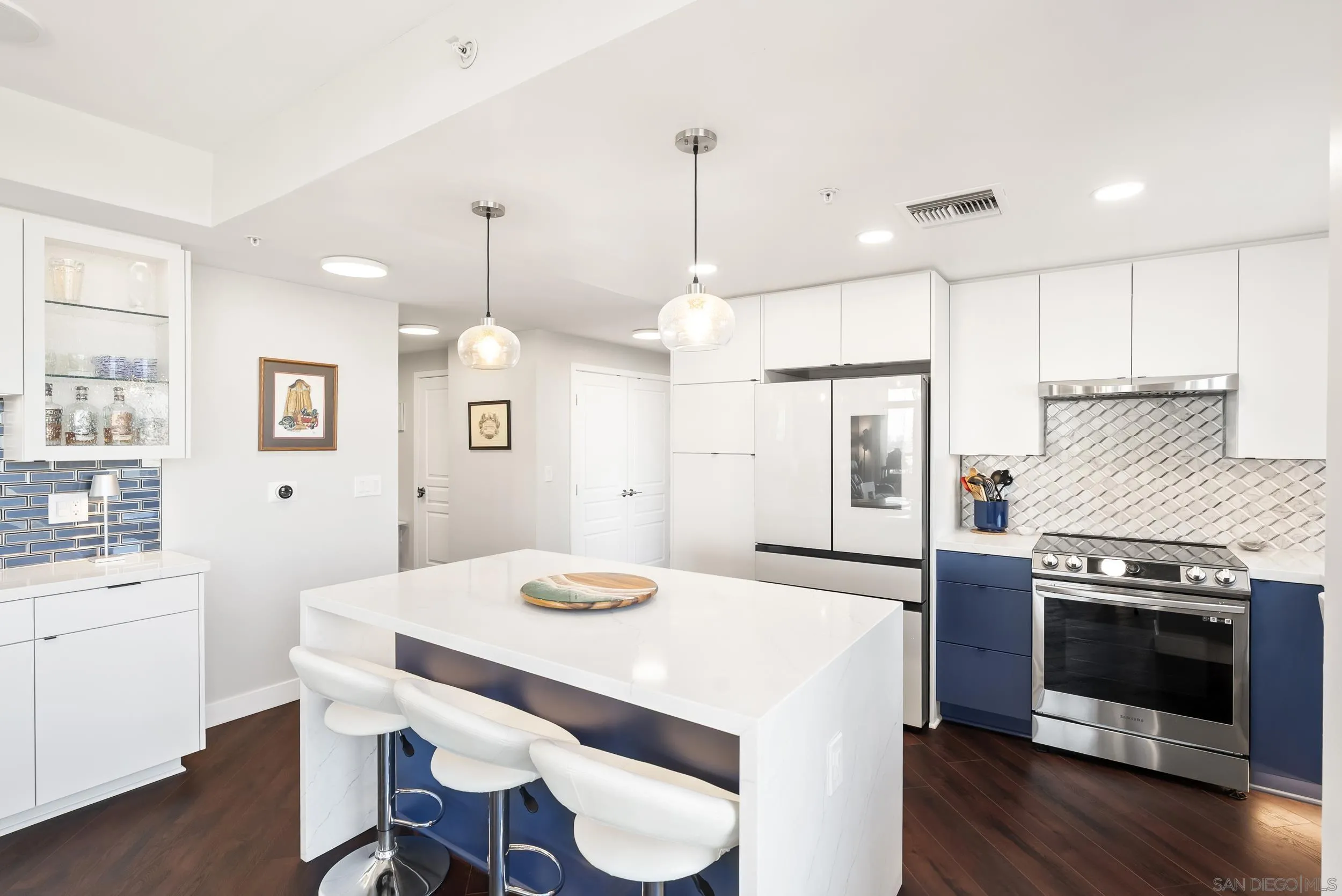 Photo #9: 260016887 Listing: Photo #9