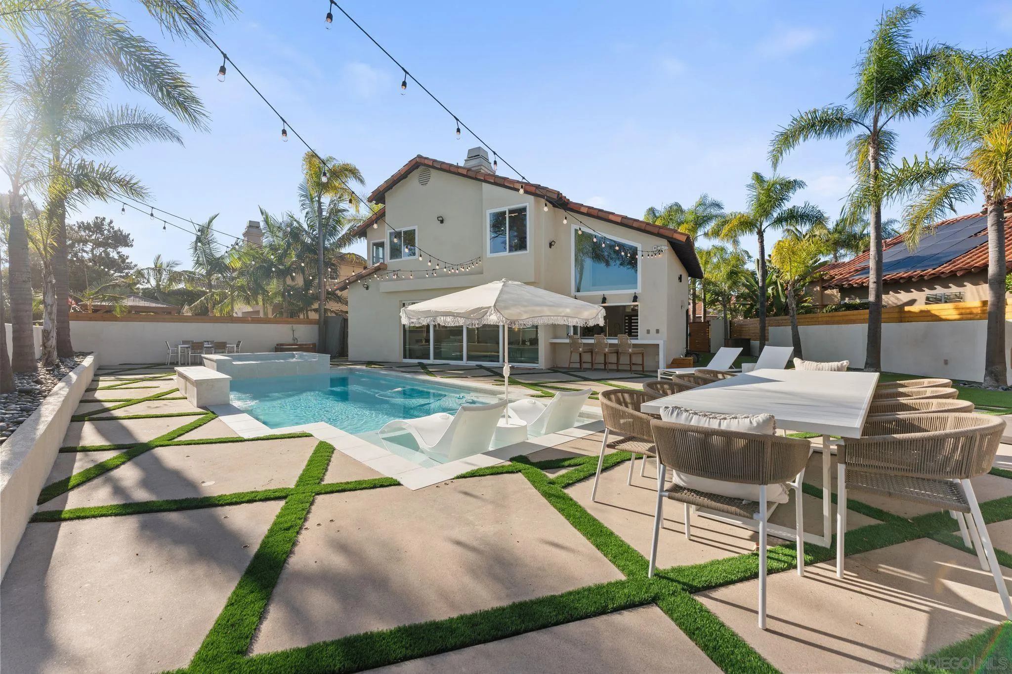https://cdn.realtyfeed.com/cdn/127/260016888/3171c9e54c2d360f9b443adcf3dec4c9.webp