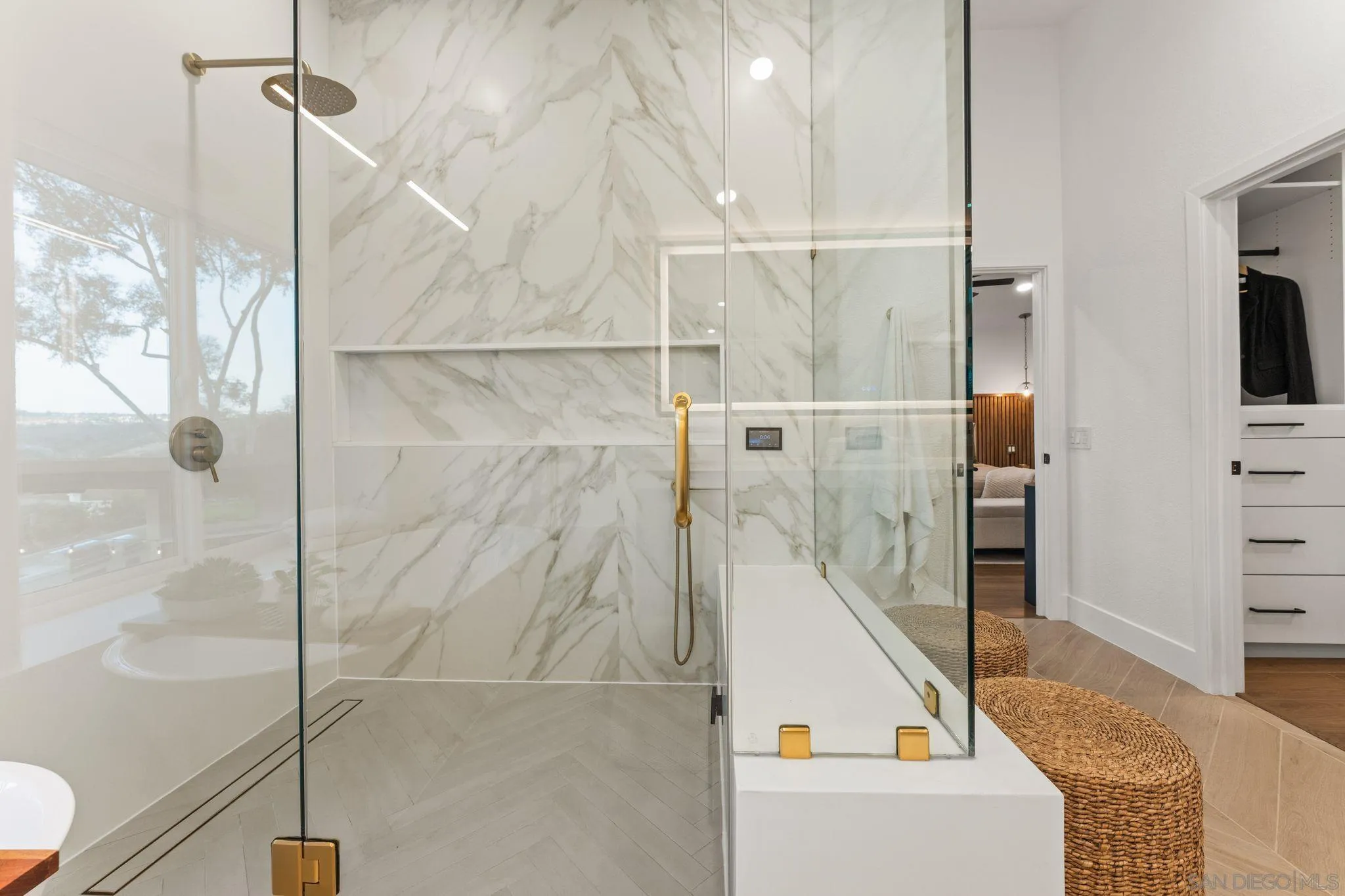 https://cdn.realtyfeed.com/cdn/127/260016888/45f6f8d7a7fb7554de41a96eca74b0b7.webp