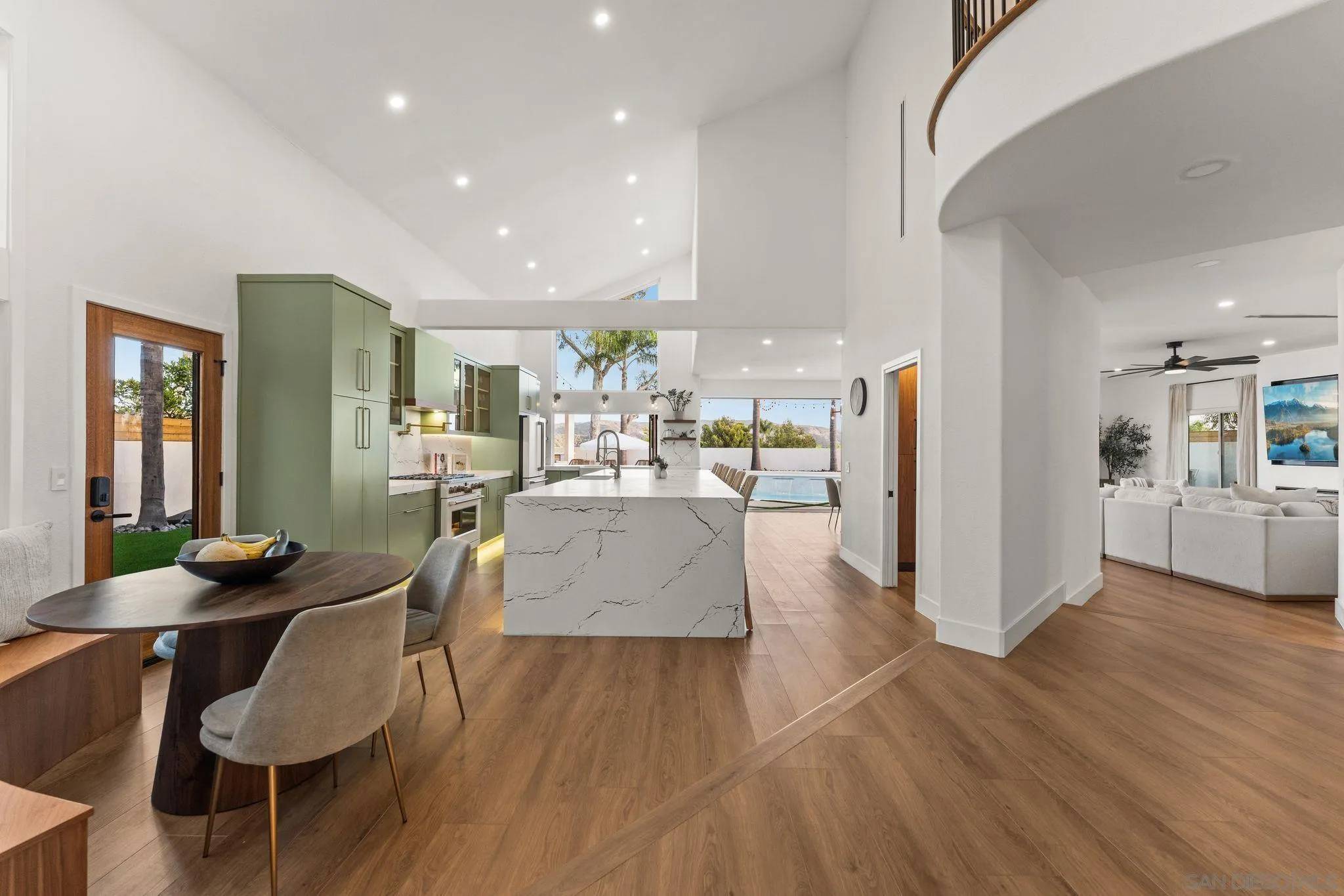 https://cdn.realtyfeed.com/cdn/127/260016888/5275b7289400c14d948f4880ddf432a3.webp