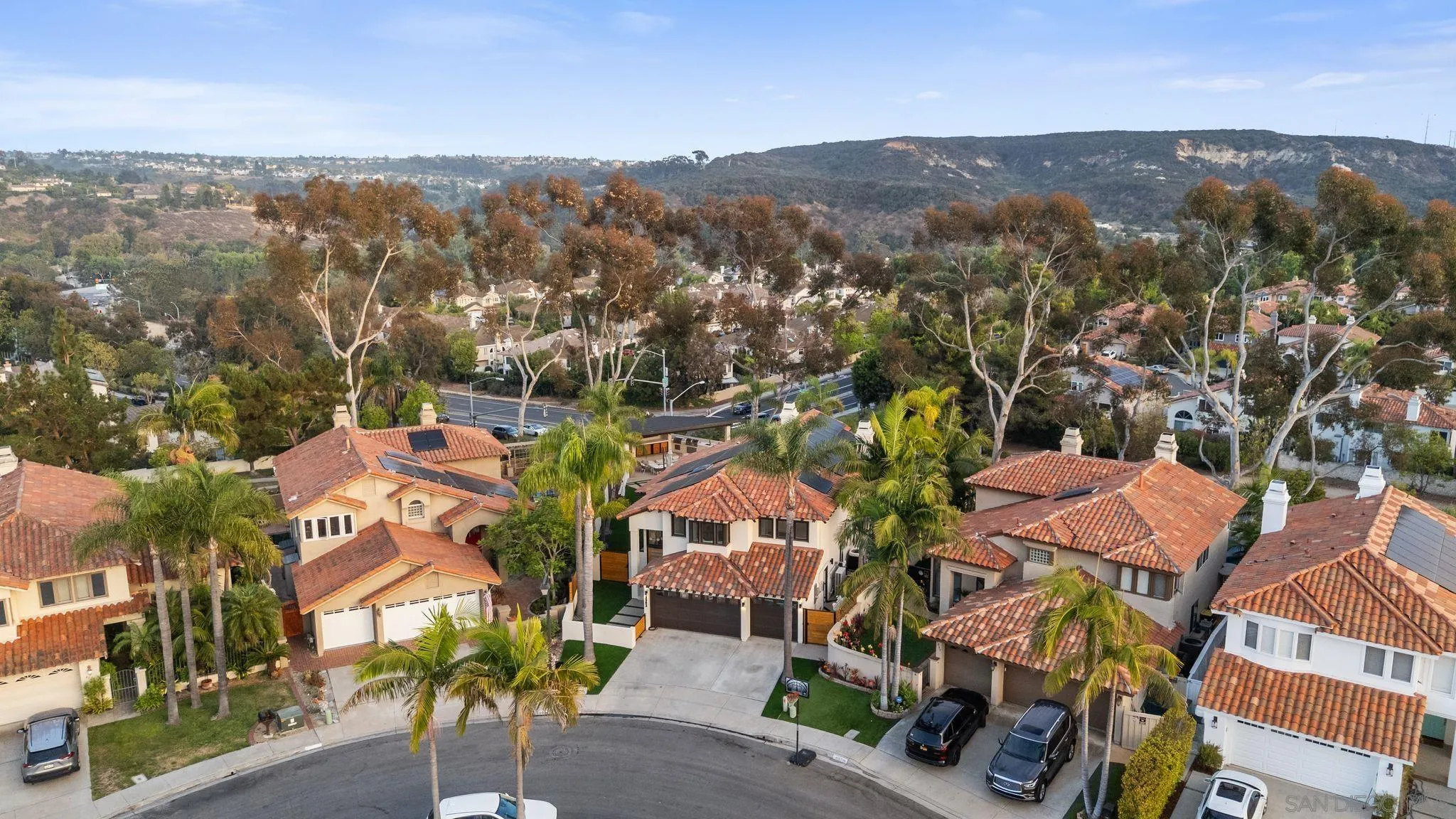 https://cdn.realtyfeed.com/cdn/127/260016888/5ccdec189ded791040e5257bc3556db0.webp