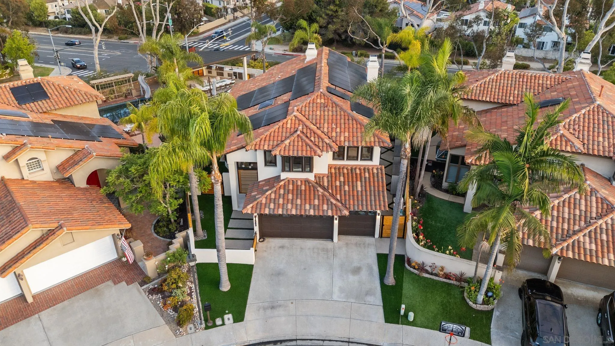 https://cdn.realtyfeed.com/cdn/127/260016888/b406a97483c8e7307d81719ac0f7621f.webp