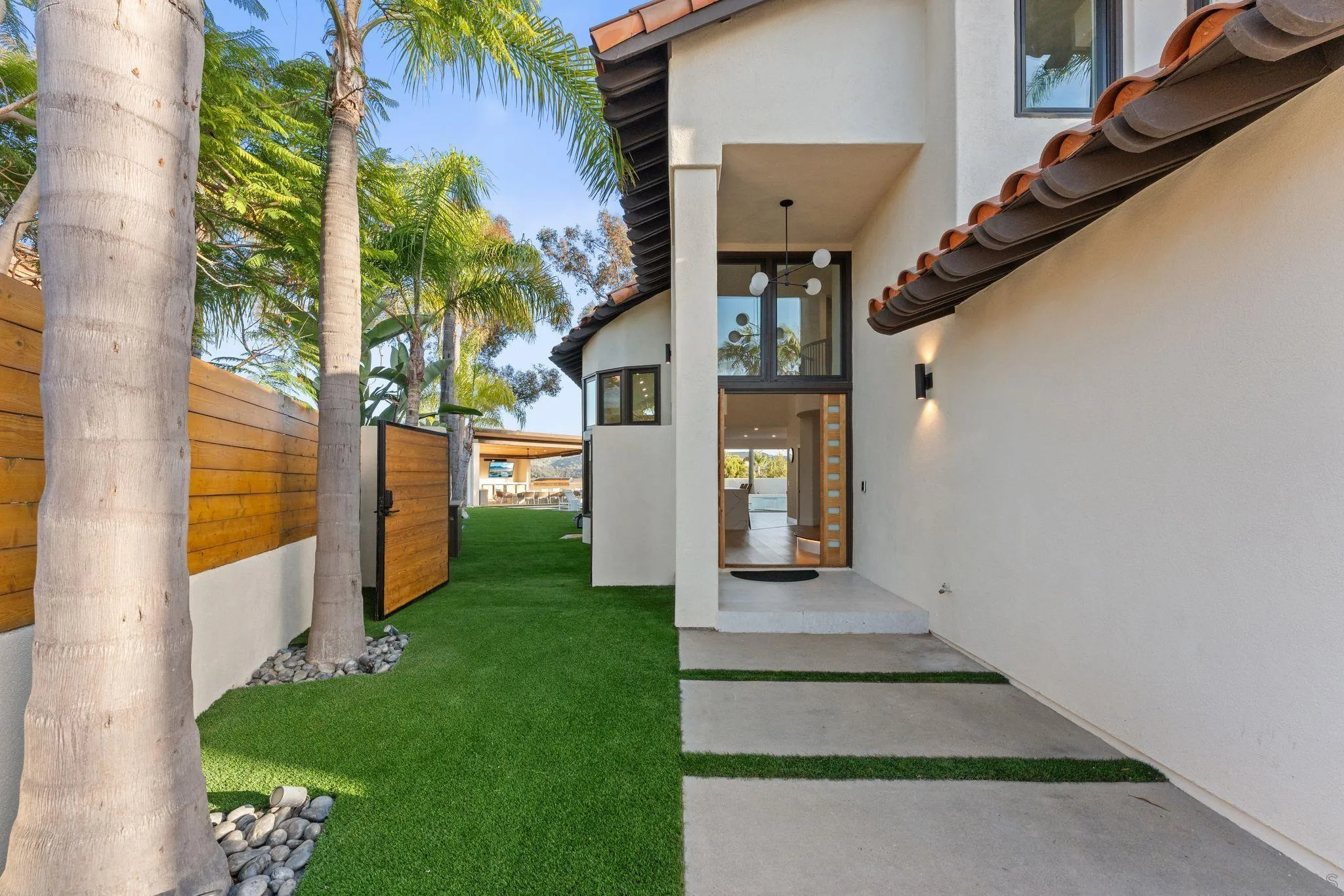 https://cdn.realtyfeed.com/cdn/127/260016888/be7a832cc12cbbfe3c34978d454a30bc.webp