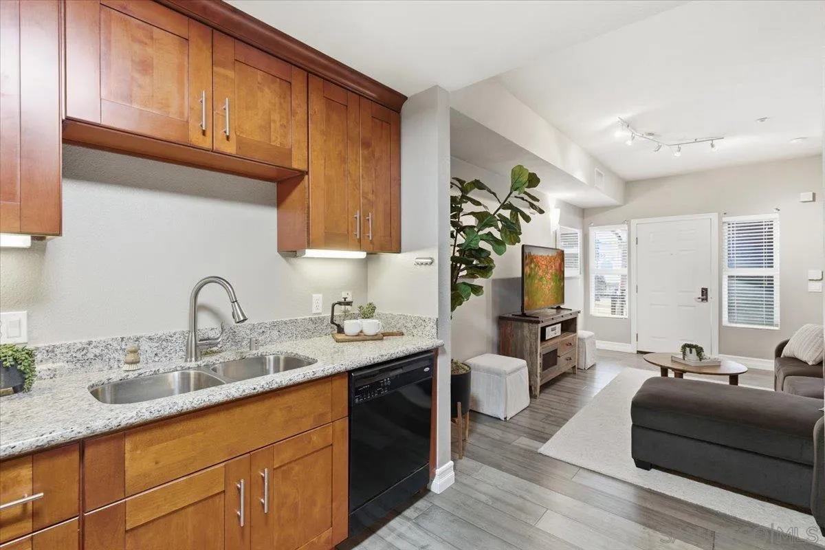 Photo #14: 260016891 Listing: Photo #14
