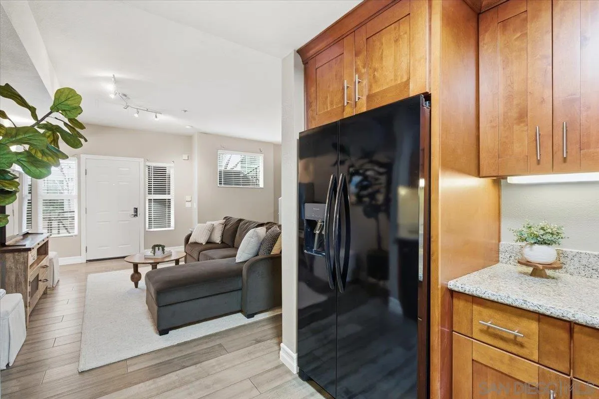 Photo #13: 260016891 Listing: Photo #13