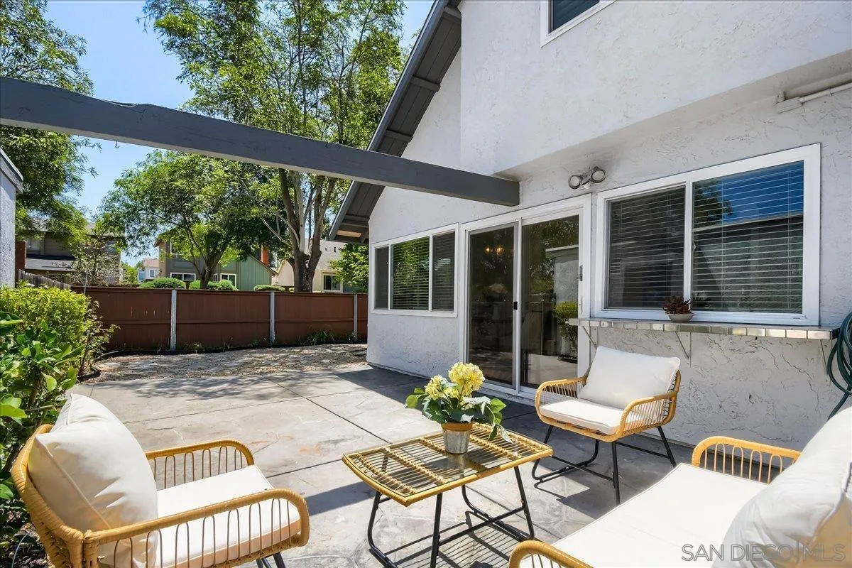 https://cdn.realtyfeed.com/cdn/127/260016892/db6988fb587658d0f354625254ae1ca7.webp