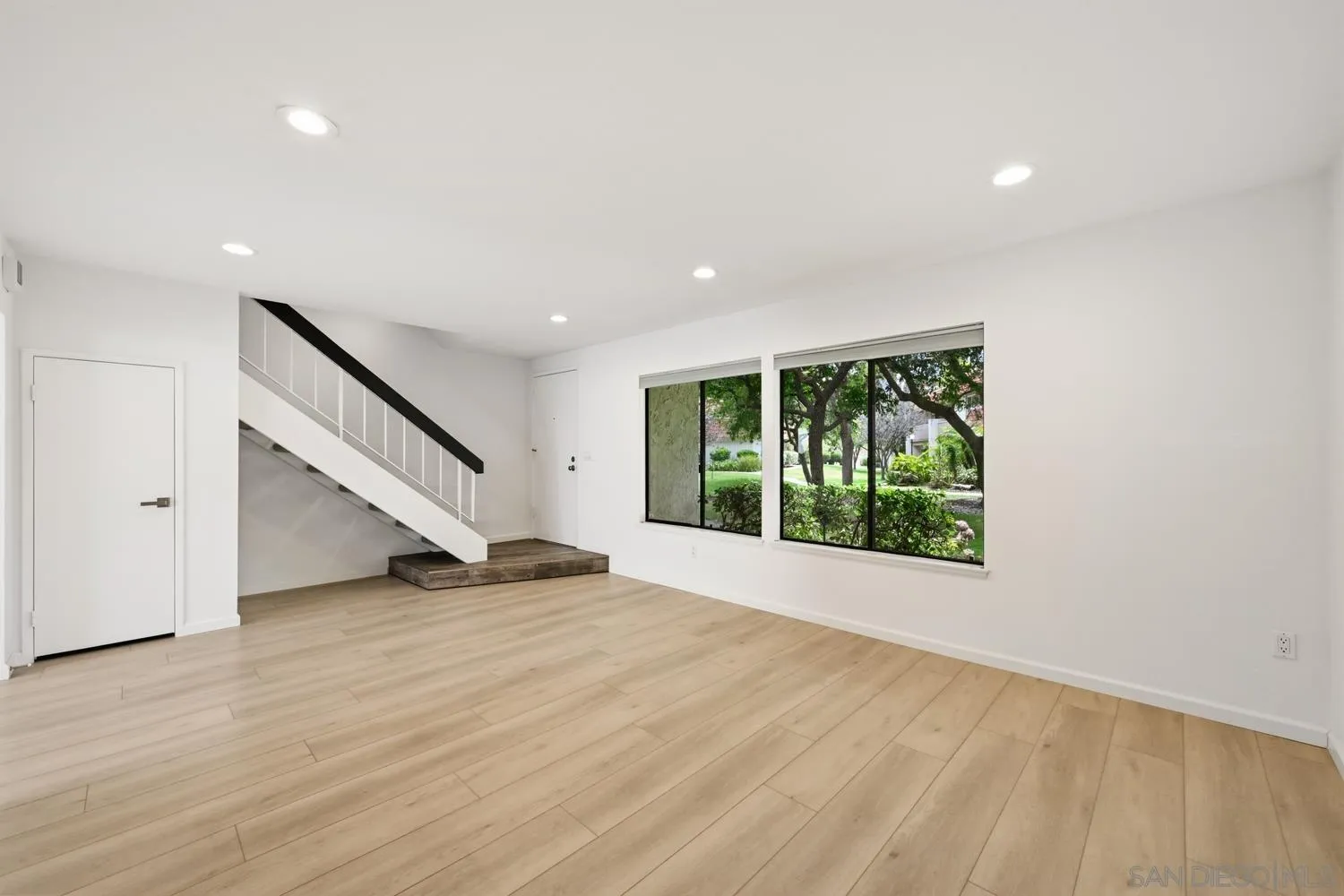 Photo #6: 260016893 Listing: Photo #6