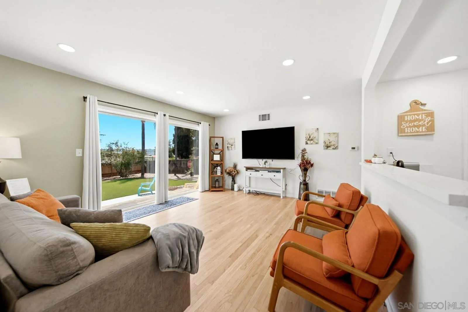 817 Arboleda Rd, El Cajon, CA 92021 - Photo 2 of 34, El Cajon, CA