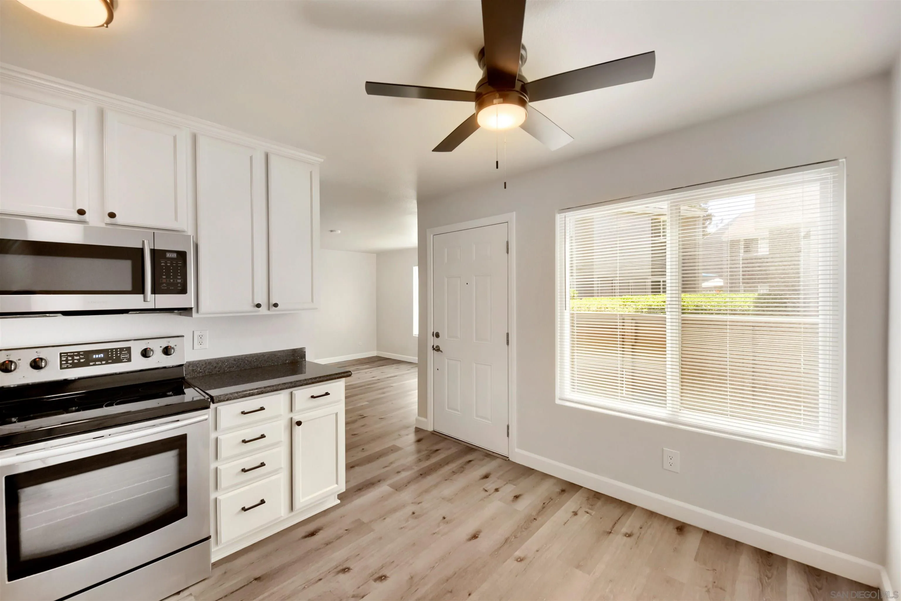 Photo #9: 260016895 Listing: Photo #9