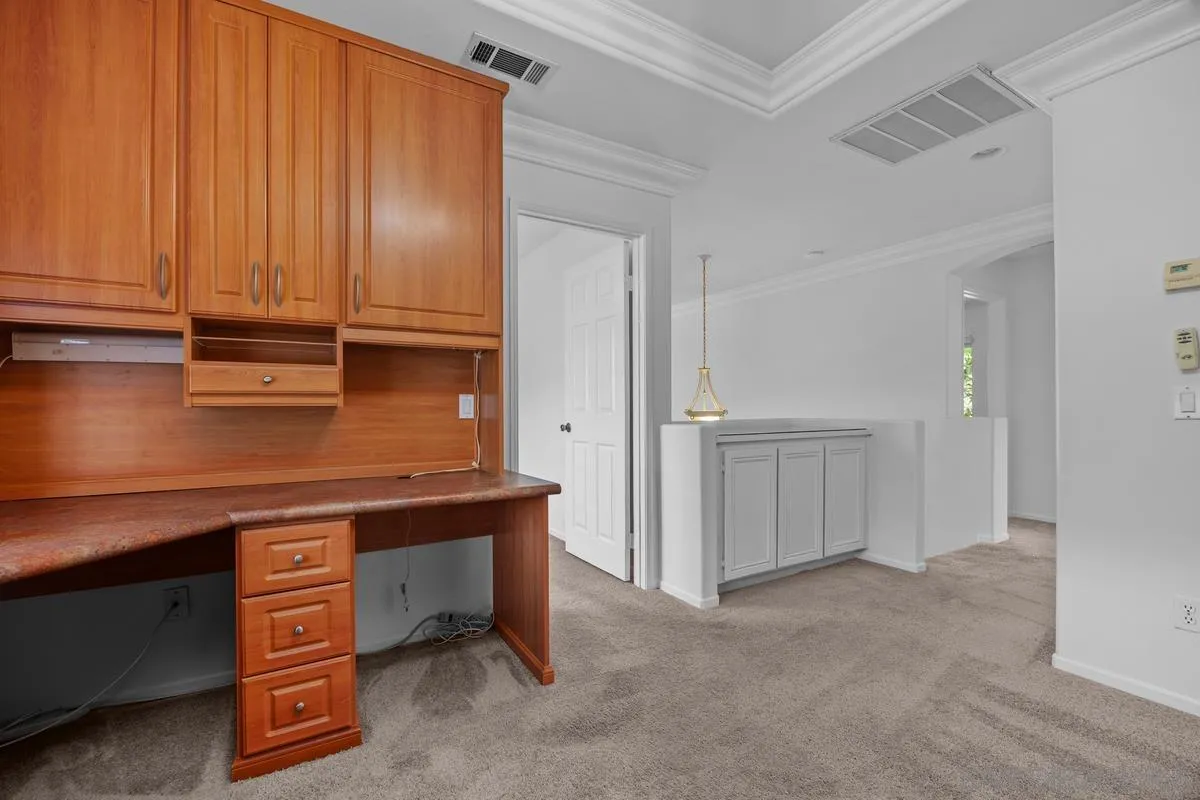 https://cdn.realtyfeed.com/cdn/127/260016901/19f873f4890f4a31d5b10ab484073422.webp