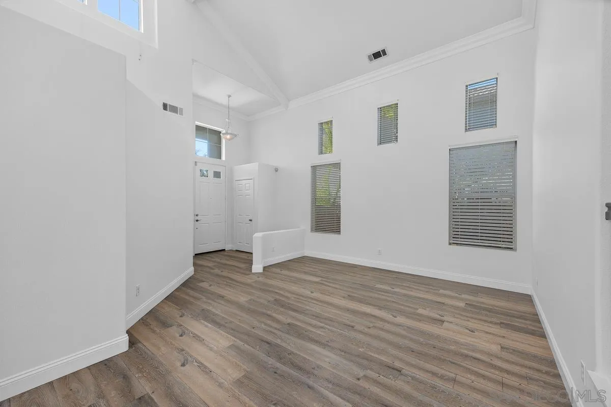 https://cdn.realtyfeed.com/cdn/127/260016901/9df600676285cc085e0751bb4887b799.webp