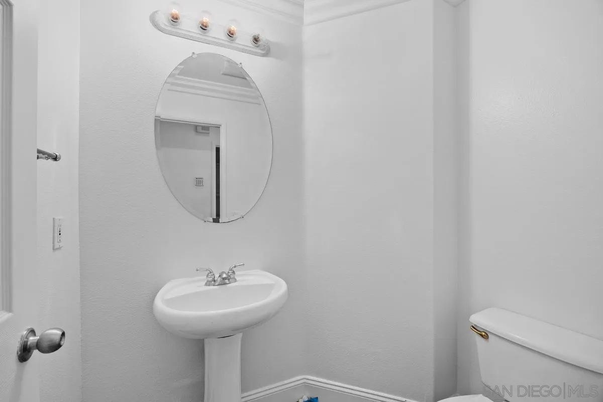 https://cdn.realtyfeed.com/cdn/127/260016901/e352a7dd306129b691294d289d22e15a.webp
