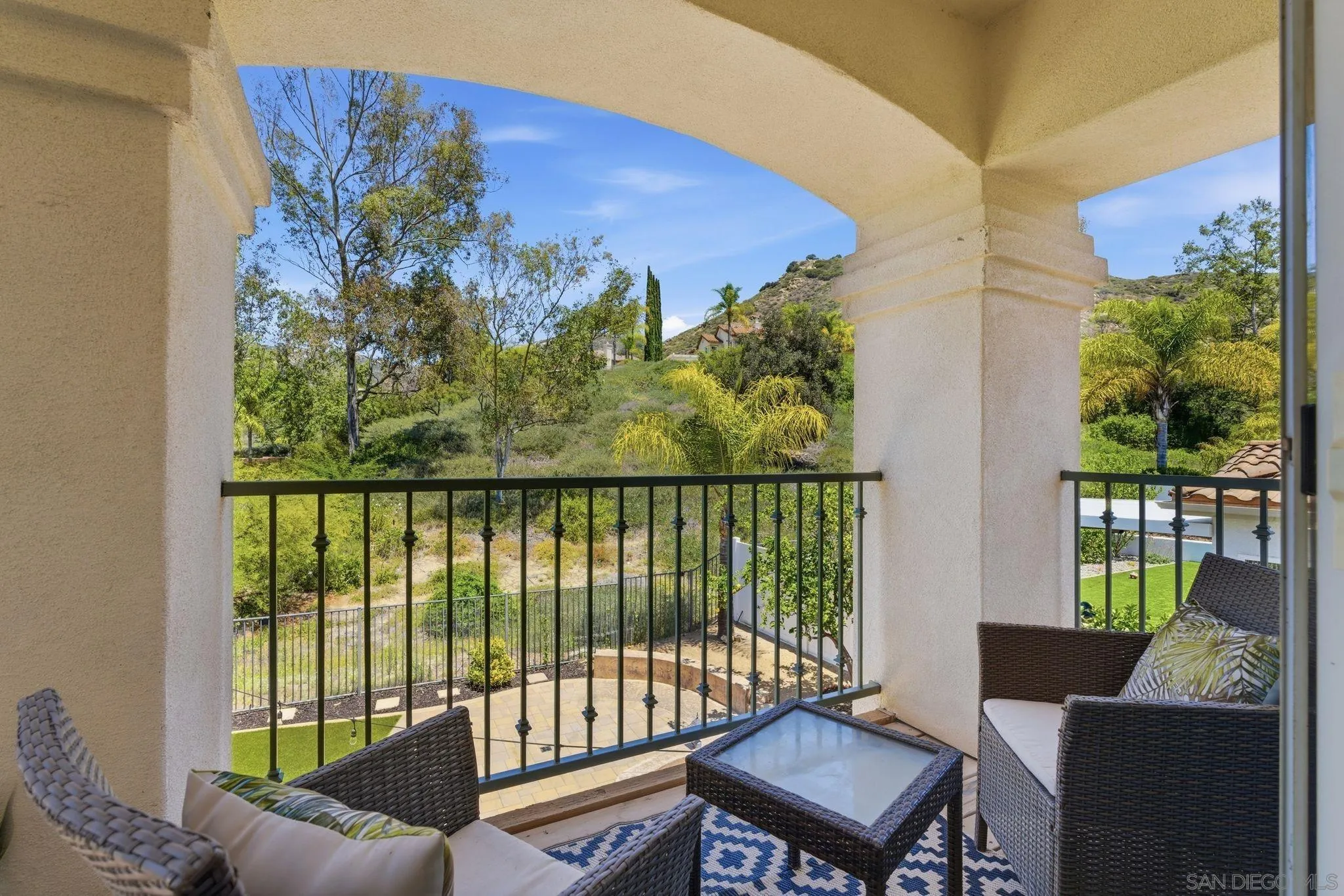 https://cdn.realtyfeed.com/cdn/127/260016903/3142f6e591c97a33fd1a8aa86e4a5317.webp