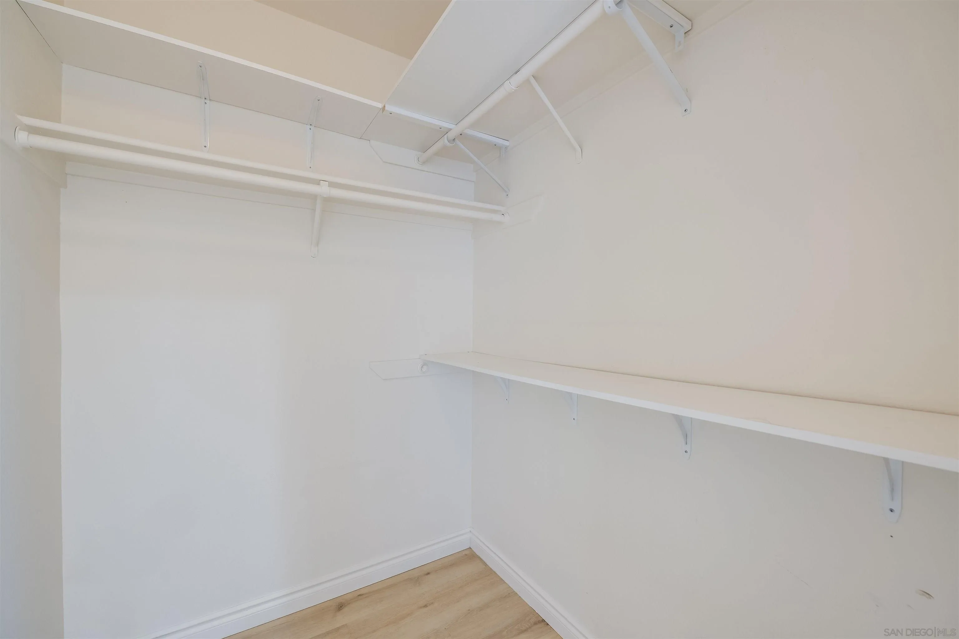Photo #21: 260016913 Listing: Photo #21