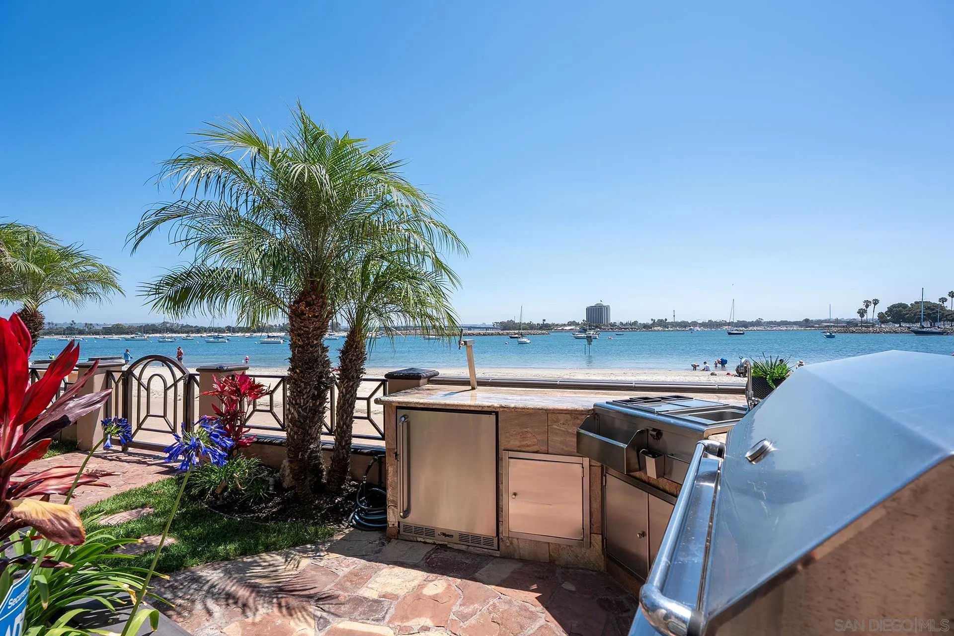 https://cdn.realtyfeed.com/cdn/127/260016916/53292c78969c55e5661adb7de6ff1b33.webp