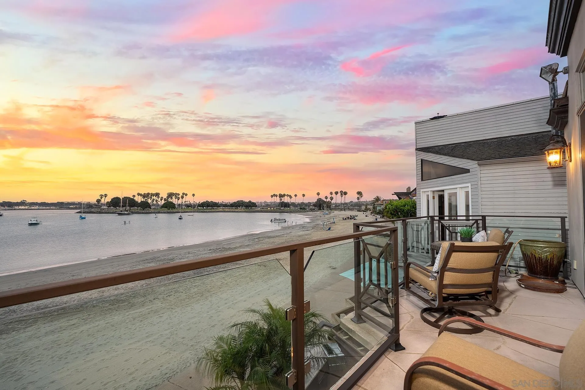 https://cdn.realtyfeed.com/cdn/127/260016916/c061613de01d52e59583739a64180f32.webp