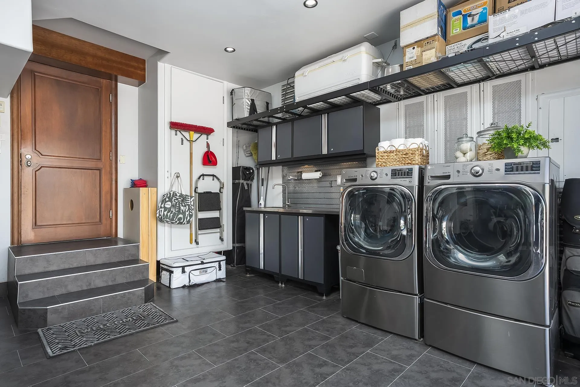 https://cdn.realtyfeed.com/cdn/127/260016916/c109ac754b6541b4c079640c459edd1e.webp