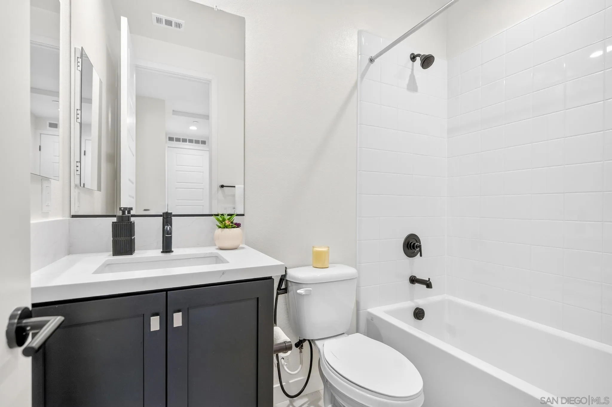 Photo #28: 260016917 Listing: Photo #28
