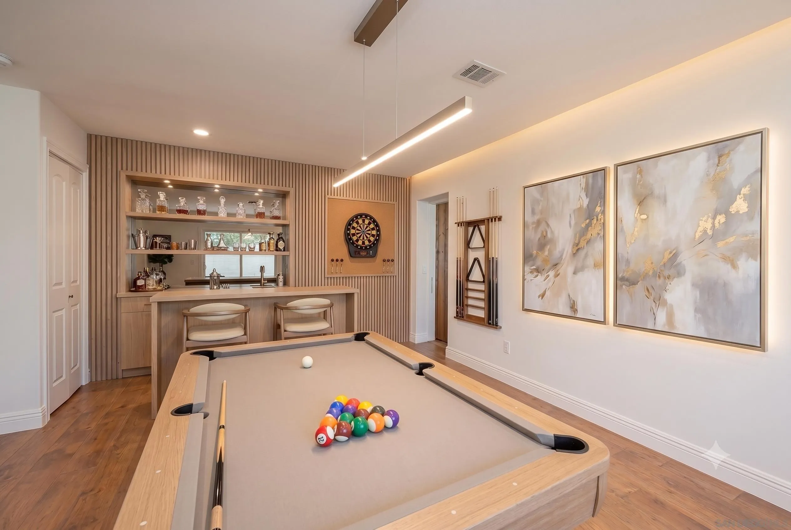 https://cdn.realtyfeed.com/cdn/127/260016925/03ffefcde86224c07aed2425ff8aef11.webp
