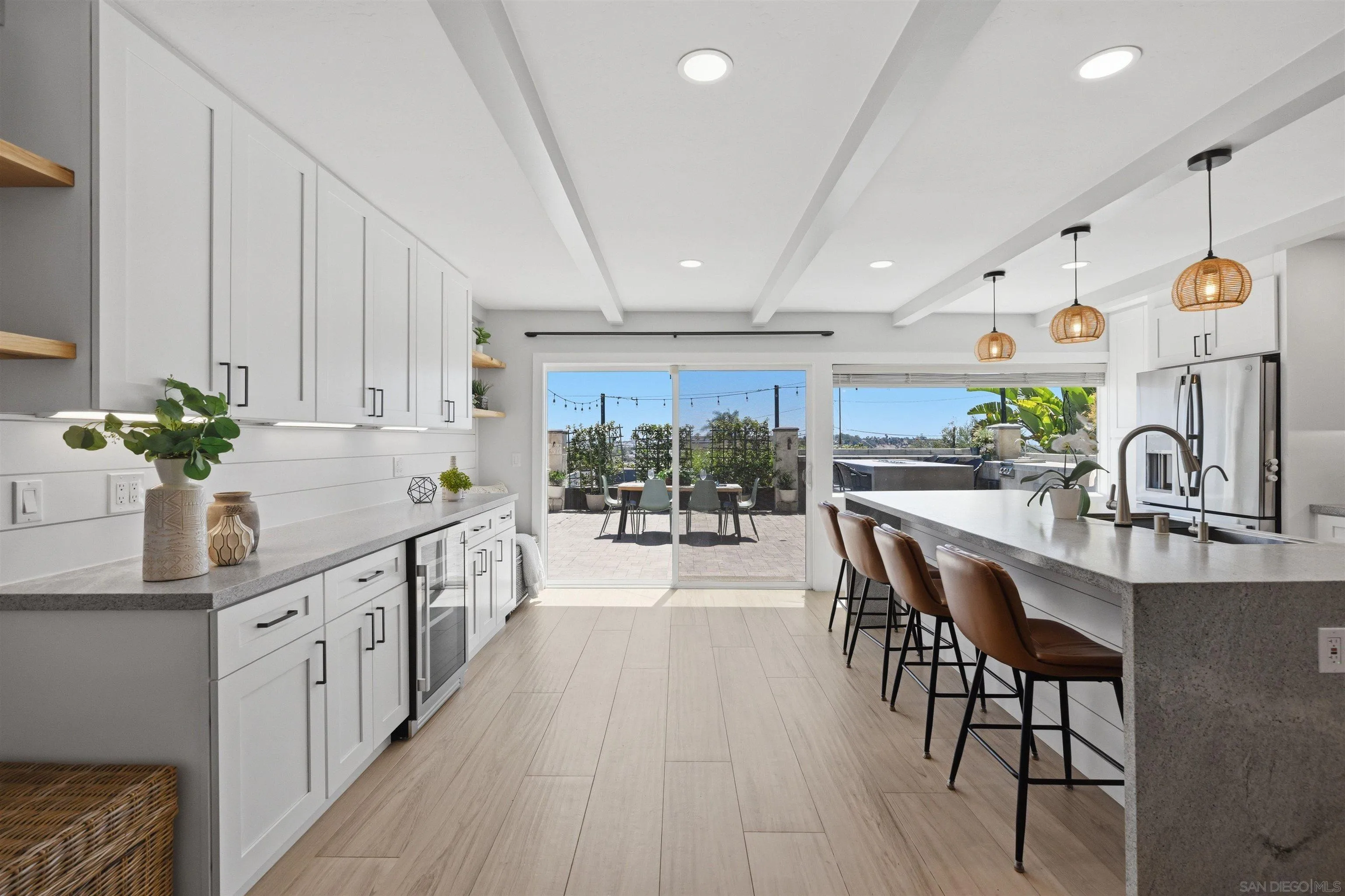 https://cdn.realtyfeed.com/cdn/127/260016925/0a493dc0e2fe97a9220f39cd24d9e131.webp