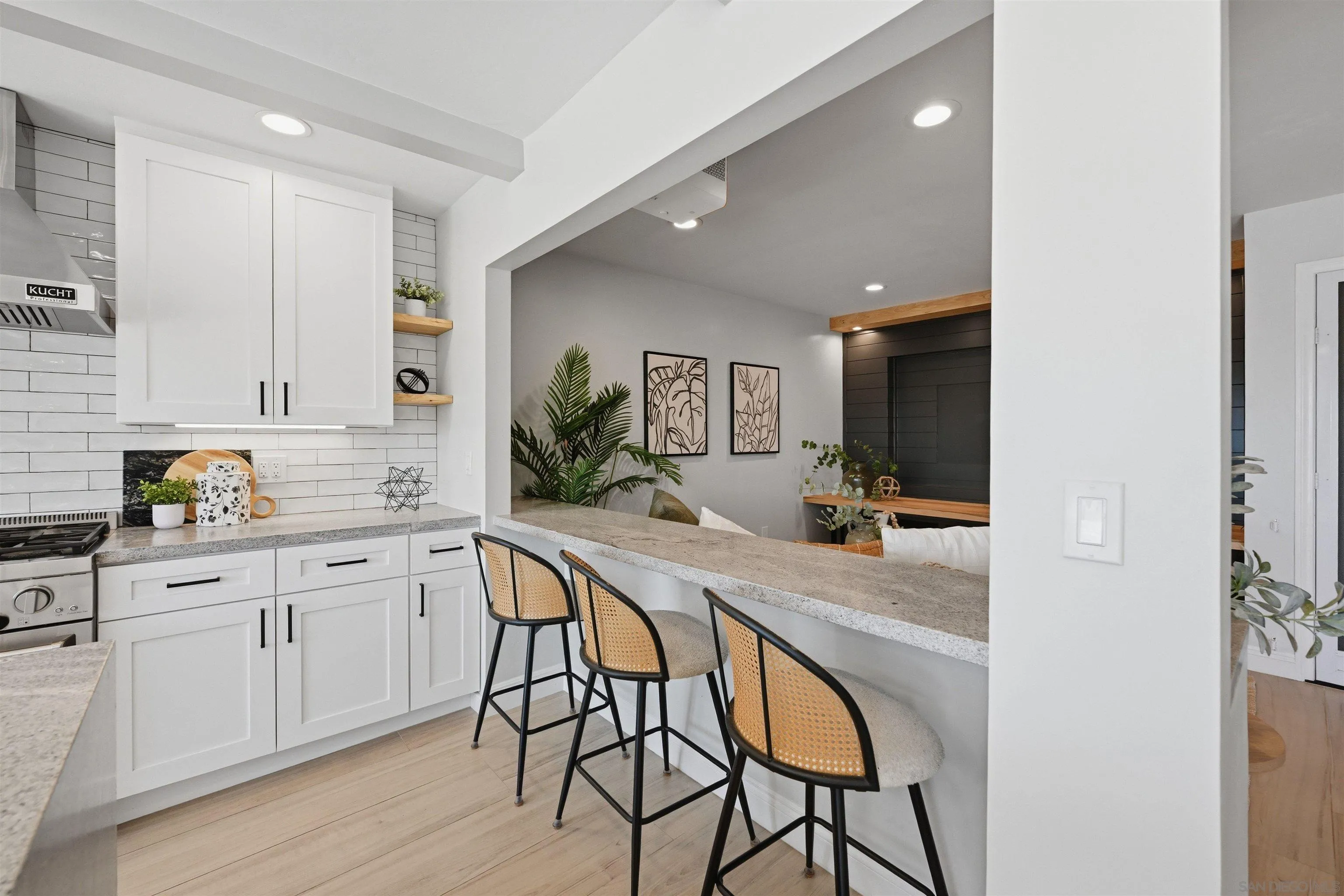 https://cdn.realtyfeed.com/cdn/127/260016925/577f44382848c51ea5b402e2d4d5e345.webp