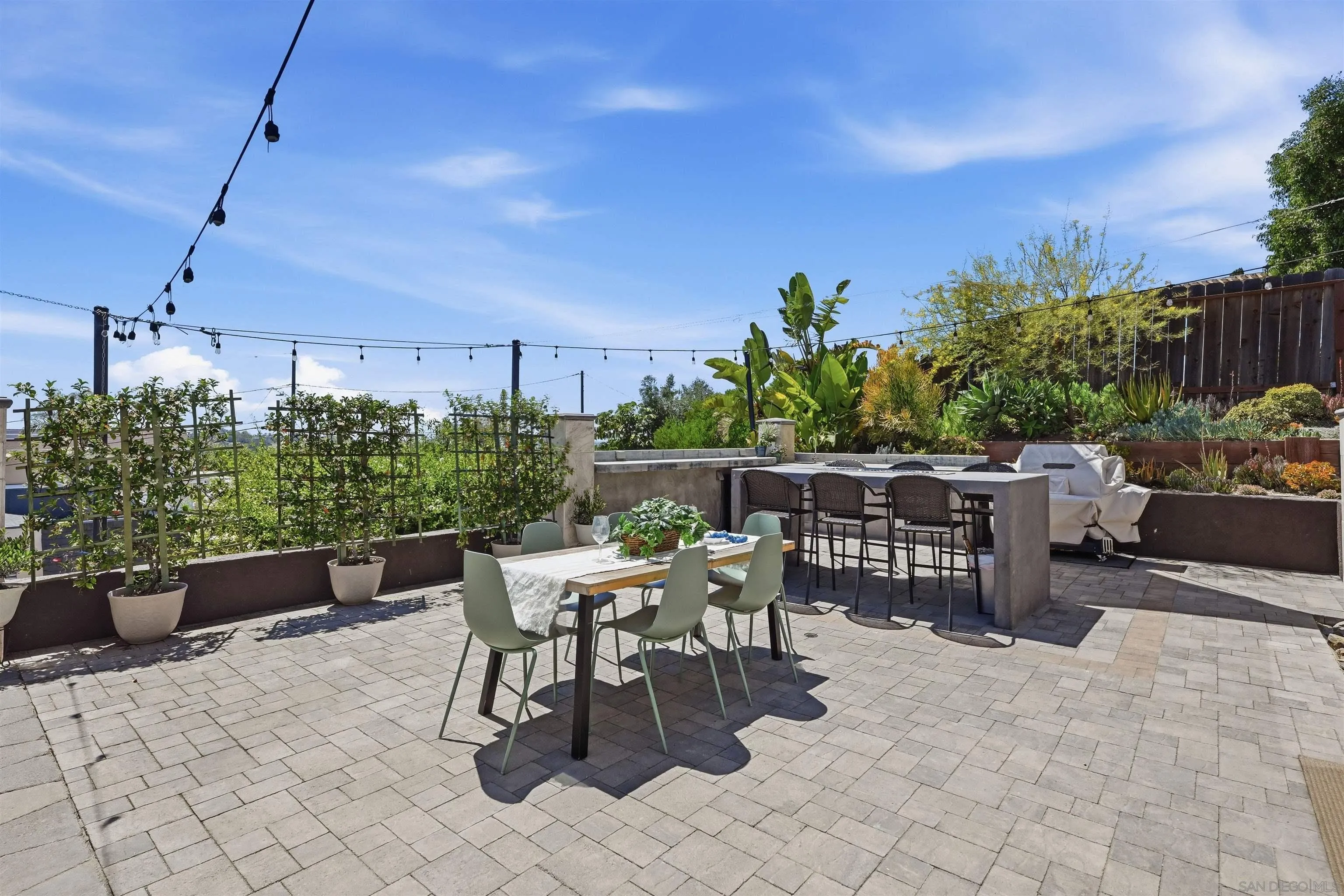 https://cdn.realtyfeed.com/cdn/127/260016925/66346c6035553737a572dd9308336f76.webp