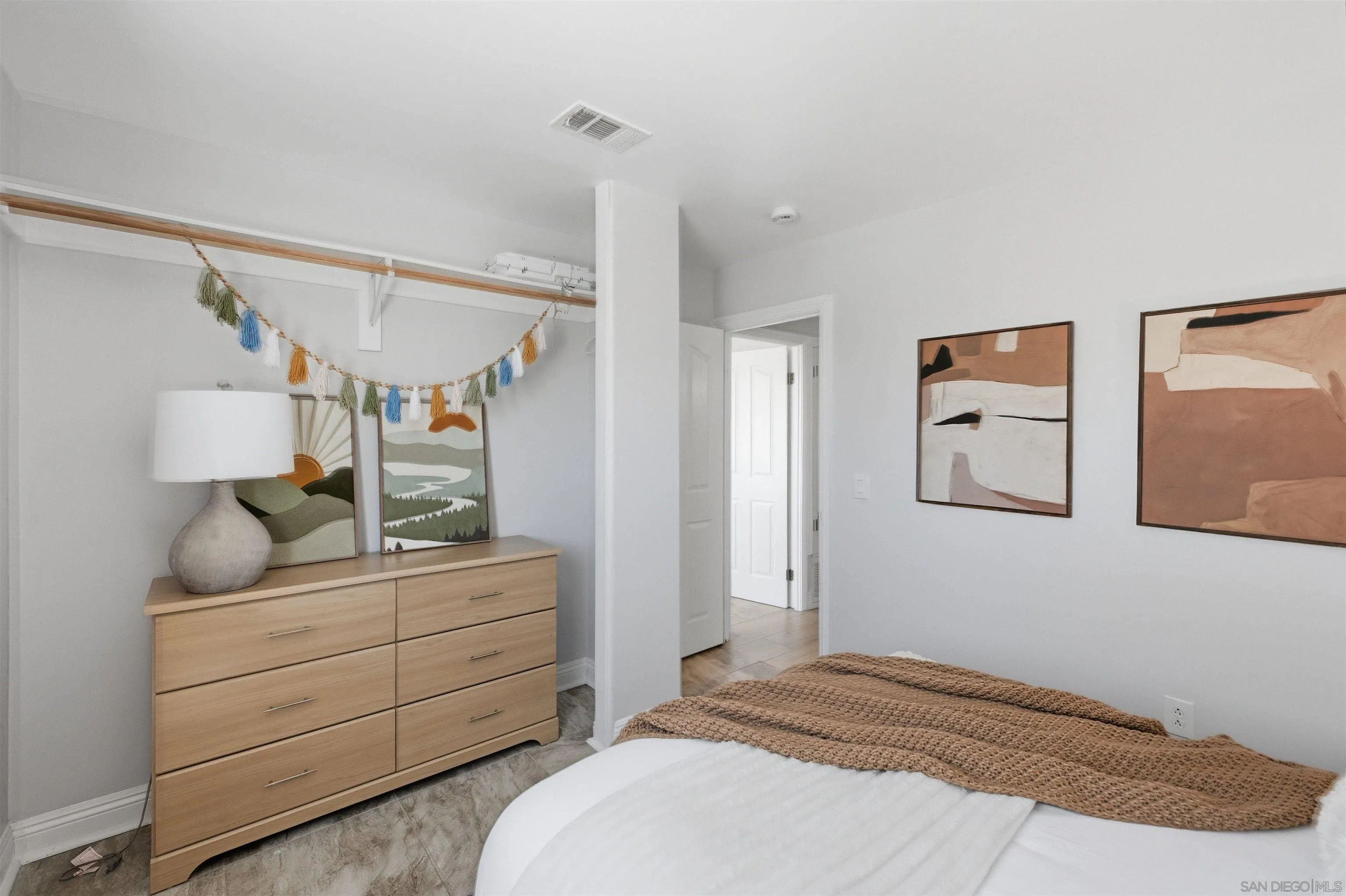https://cdn.realtyfeed.com/cdn/127/260016925/6b76a25573d93e97eadccc45ac54963e.webp