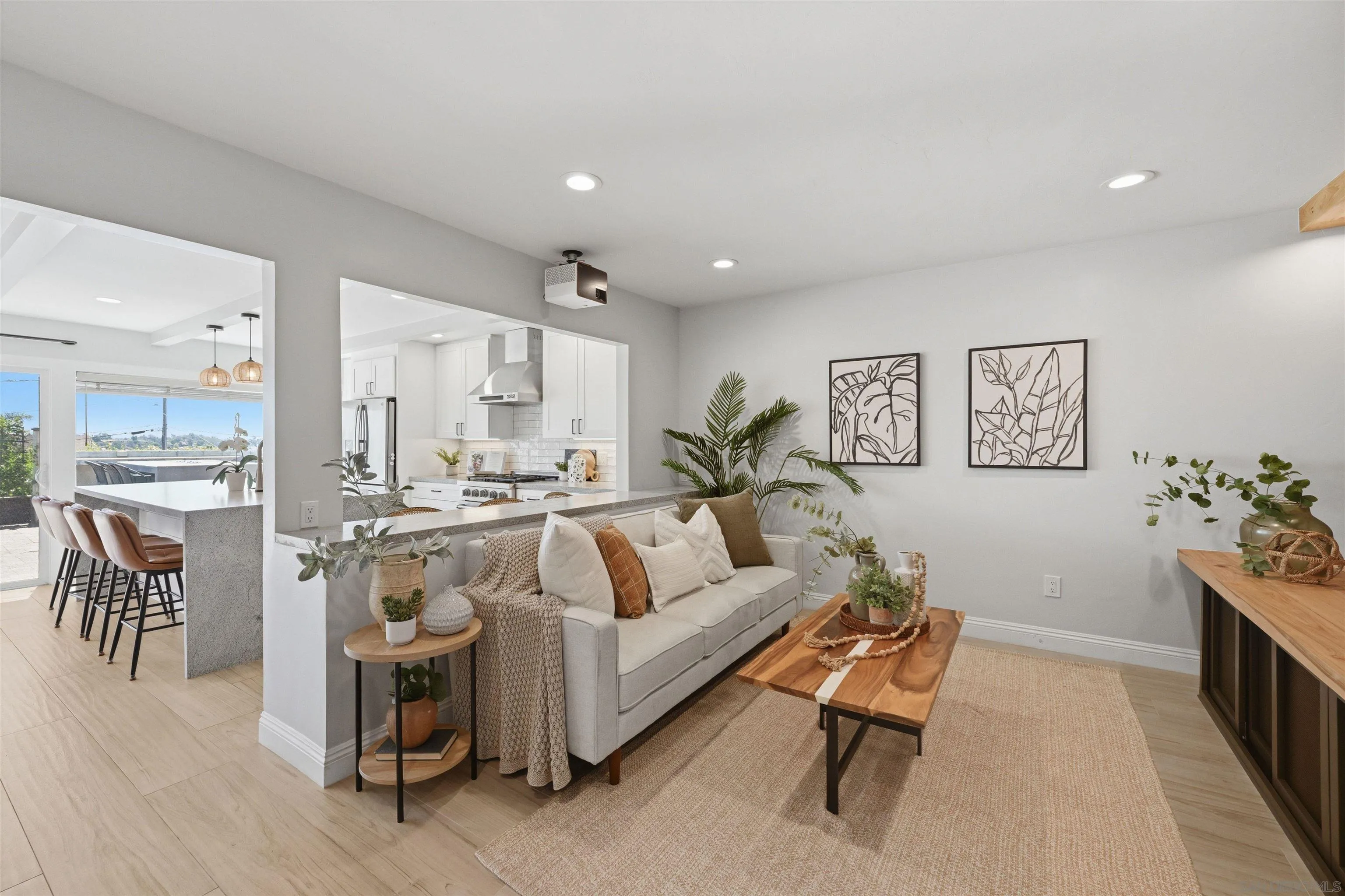 https://cdn.realtyfeed.com/cdn/127/260016925/8b084c4d1bff73a4ba5ad1f4df1fd589.webp