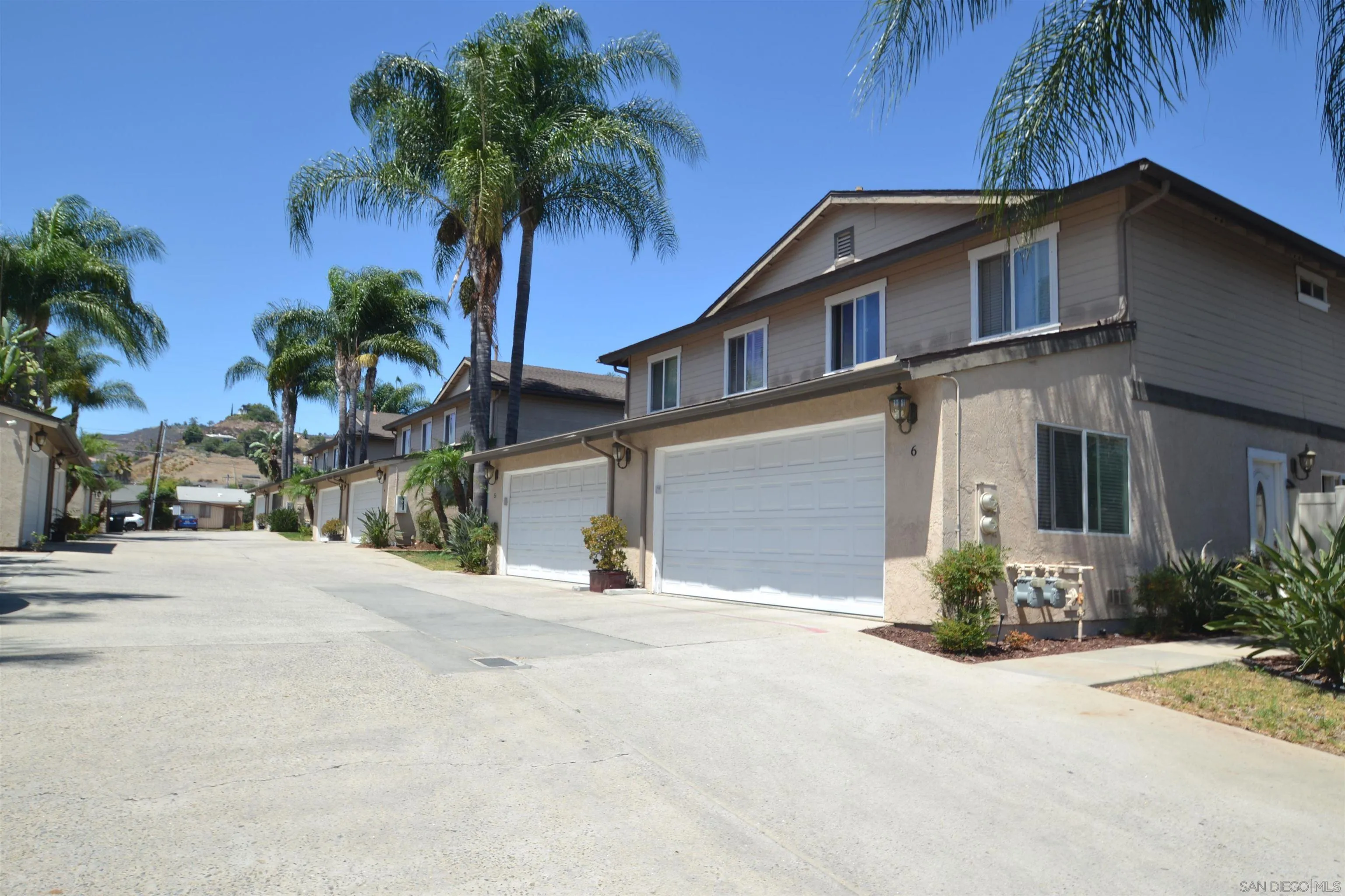 https://cdn.realtyfeed.com/cdn/127/260016927/04ed55d16d0a539e09da5bdabcfdbe3f.webp