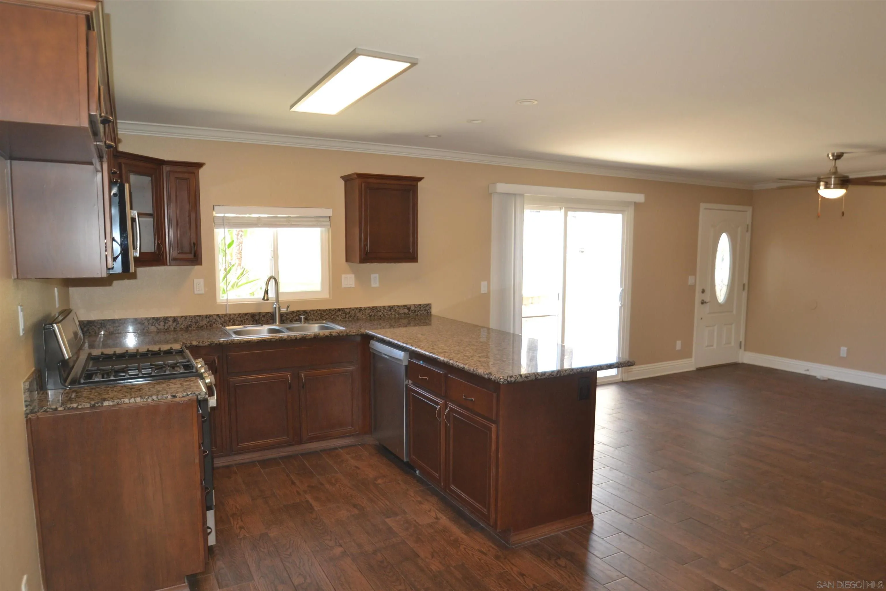 https://cdn.realtyfeed.com/cdn/127/260016927/dd5d03b96fd7e6a198cf12b667c411e5.webp