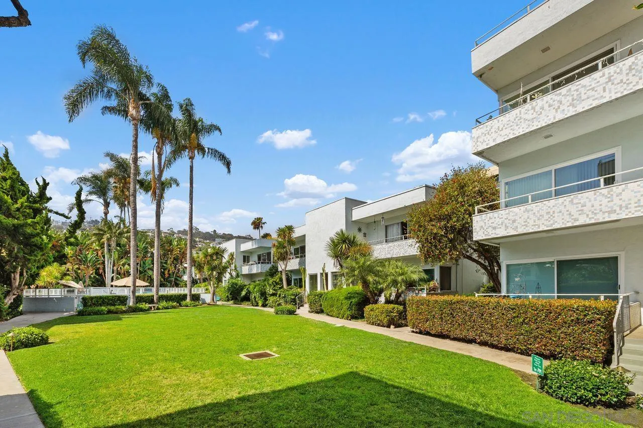 https://cdn.realtyfeed.com/cdn/127/260016932/1492c4a8991f3c93e13f5c76befb65a2.webp