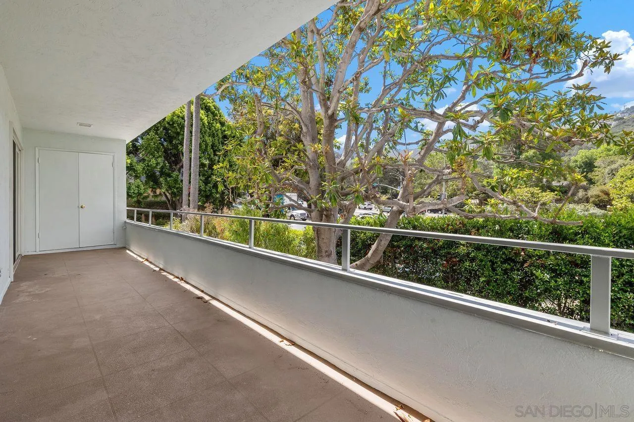 https://cdn.realtyfeed.com/cdn/127/260016932/6b42440571a0aef13e92e9739edb54cc.webp