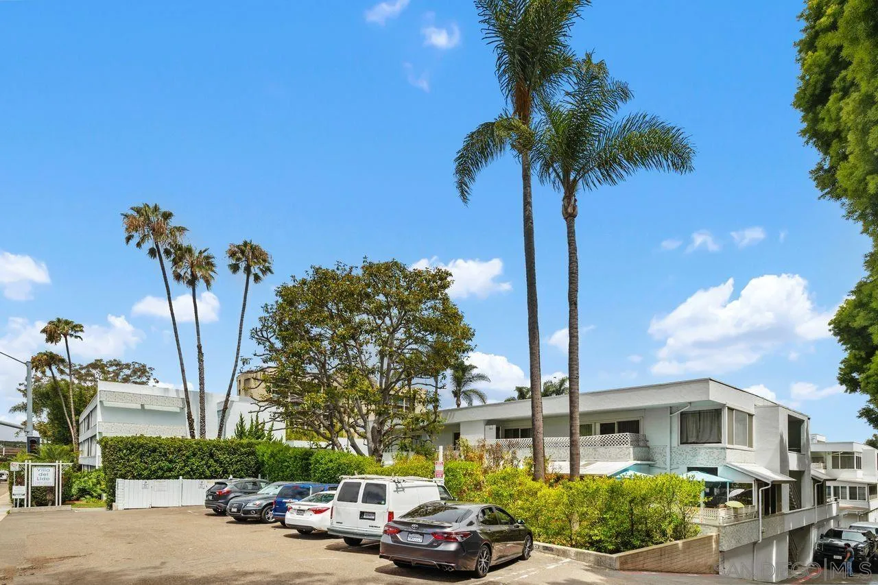 https://cdn.realtyfeed.com/cdn/127/260016932/c3eff5f4f4d551c9fba3ea6d7126376a.webp