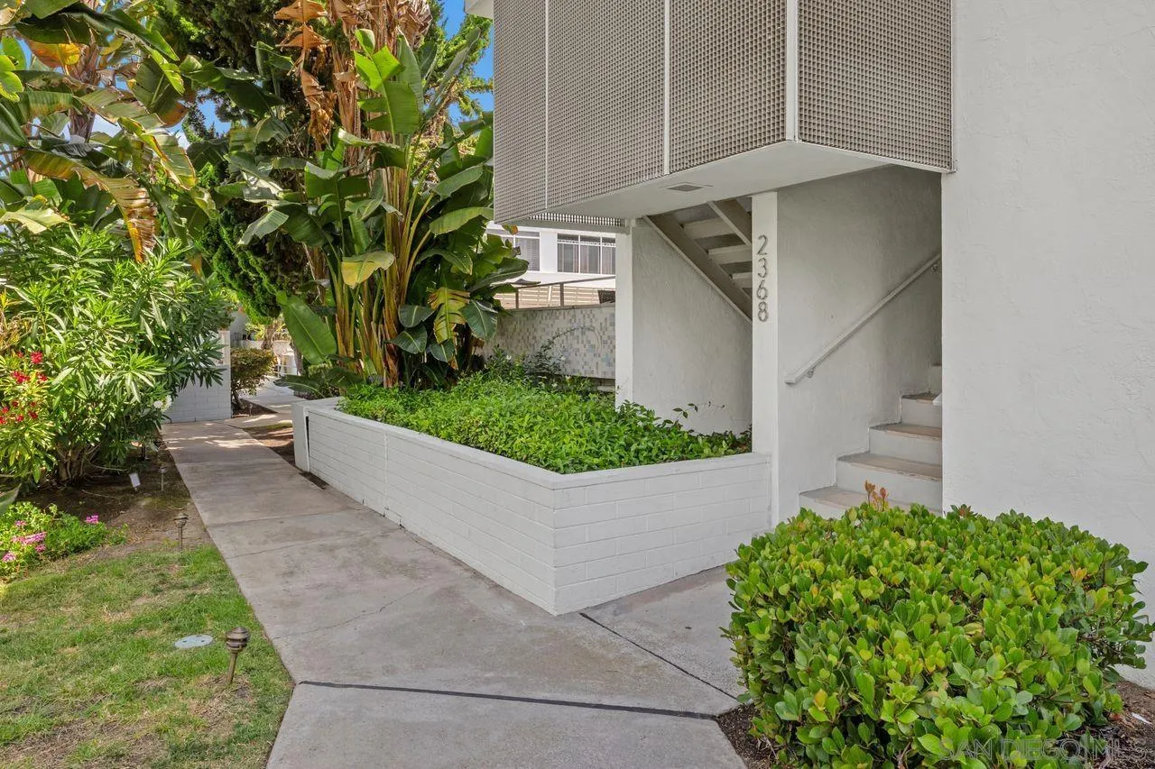 https://cdn.realtyfeed.com/cdn/127/260016932/c887c53b908ae520abd7e3dd1e8f5b74.webp