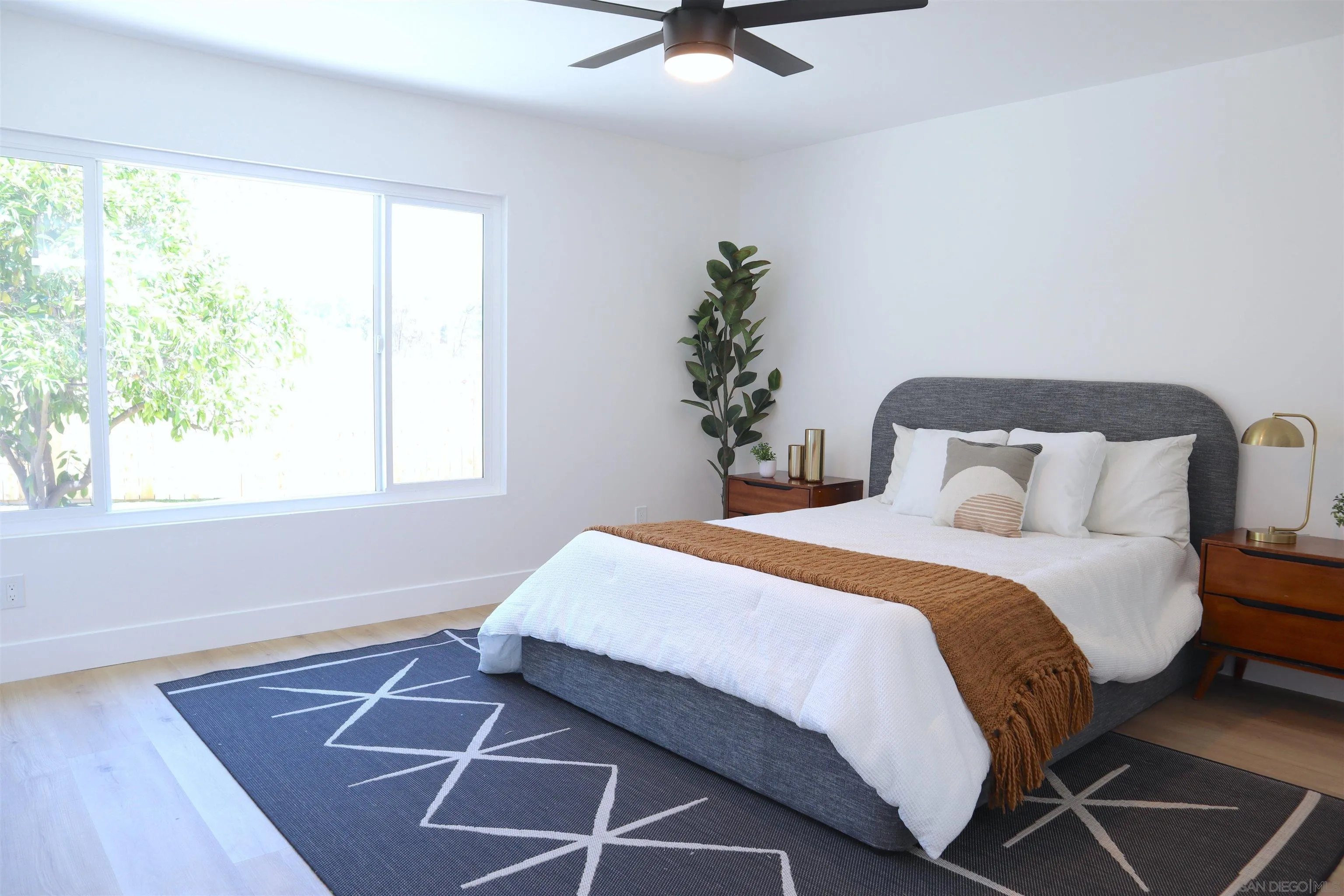 https://cdn.realtyfeed.com/cdn/127/260016935/835c5dc45e2b44d602af3e80dba5c290.webp