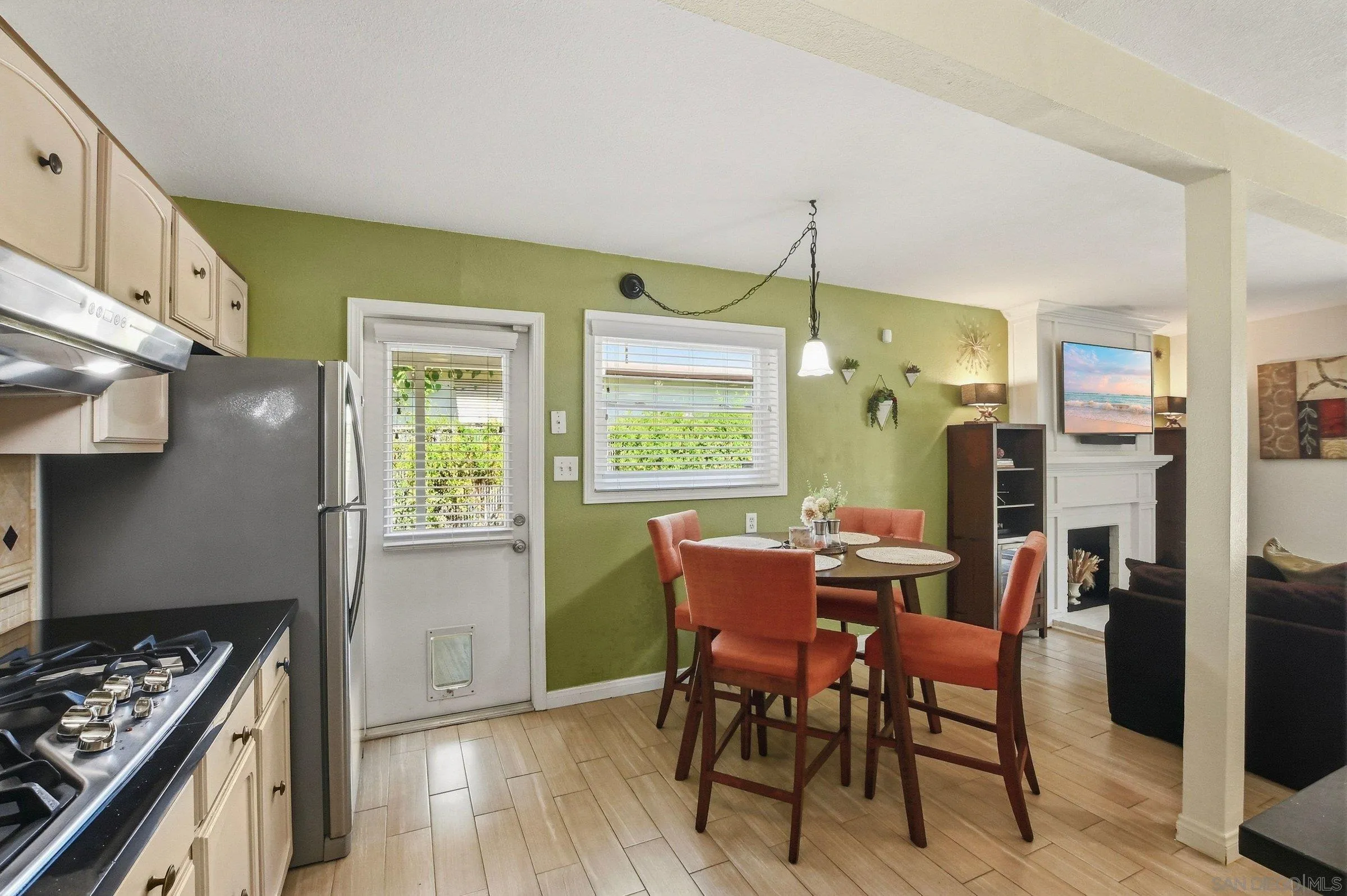 https://cdn.realtyfeed.com/cdn/127/260016936/182849177f4216959fb58b9cdef9135d.webp