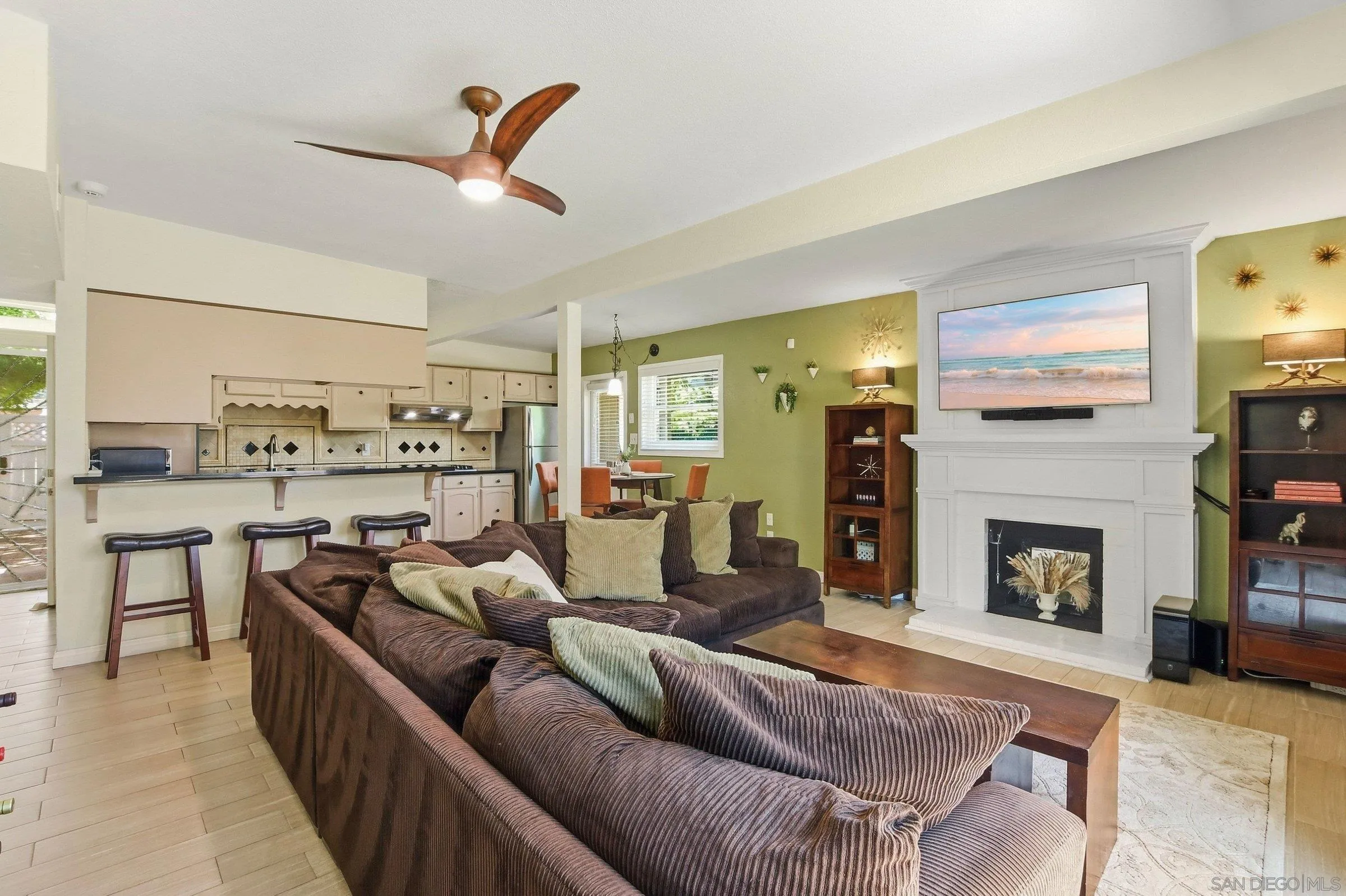 https://cdn.realtyfeed.com/cdn/127/260016936/69dff868e1a757e37f9f4fe10f8d8f71.webp