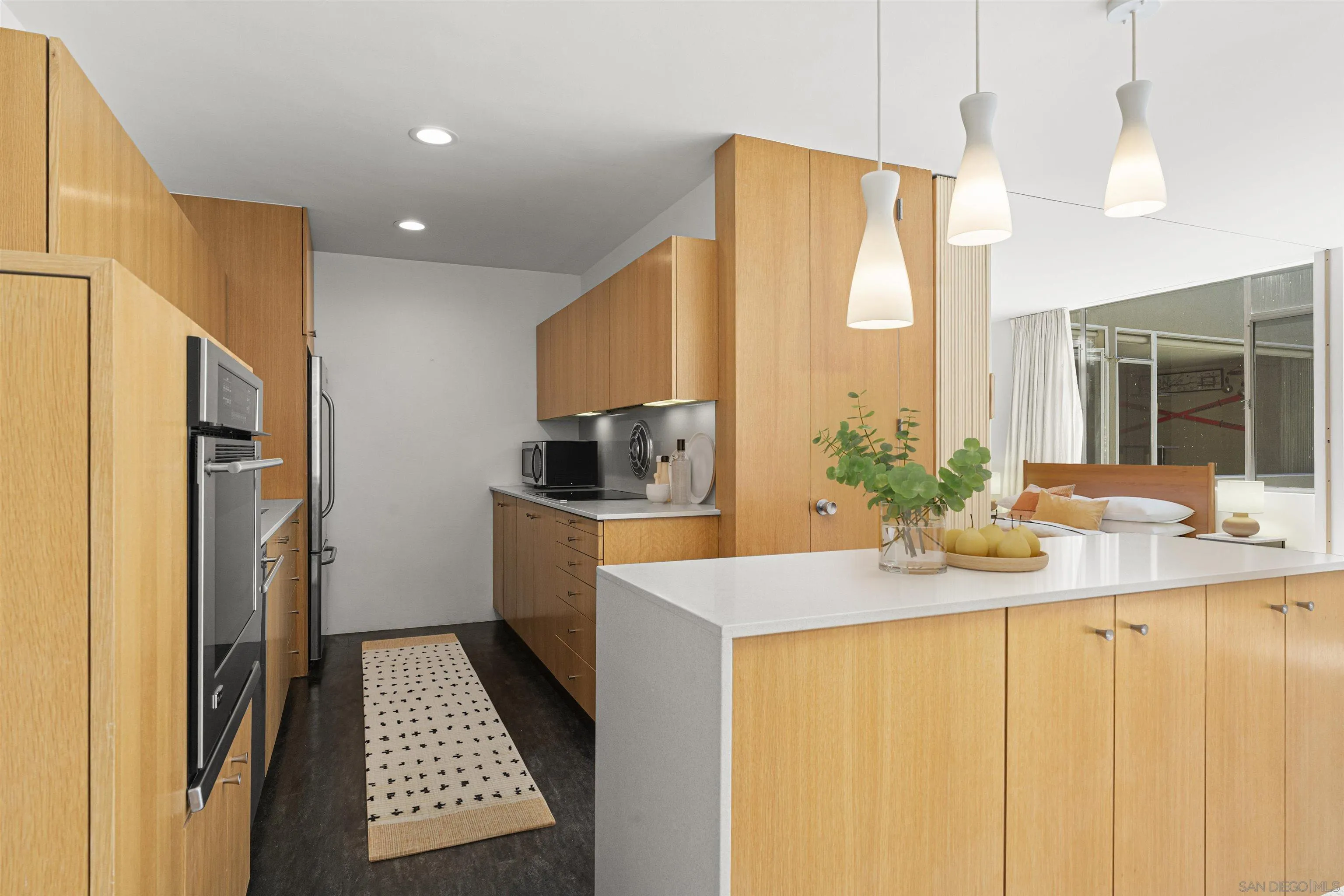 Photo #12: 260016938 Listing: Photo #12